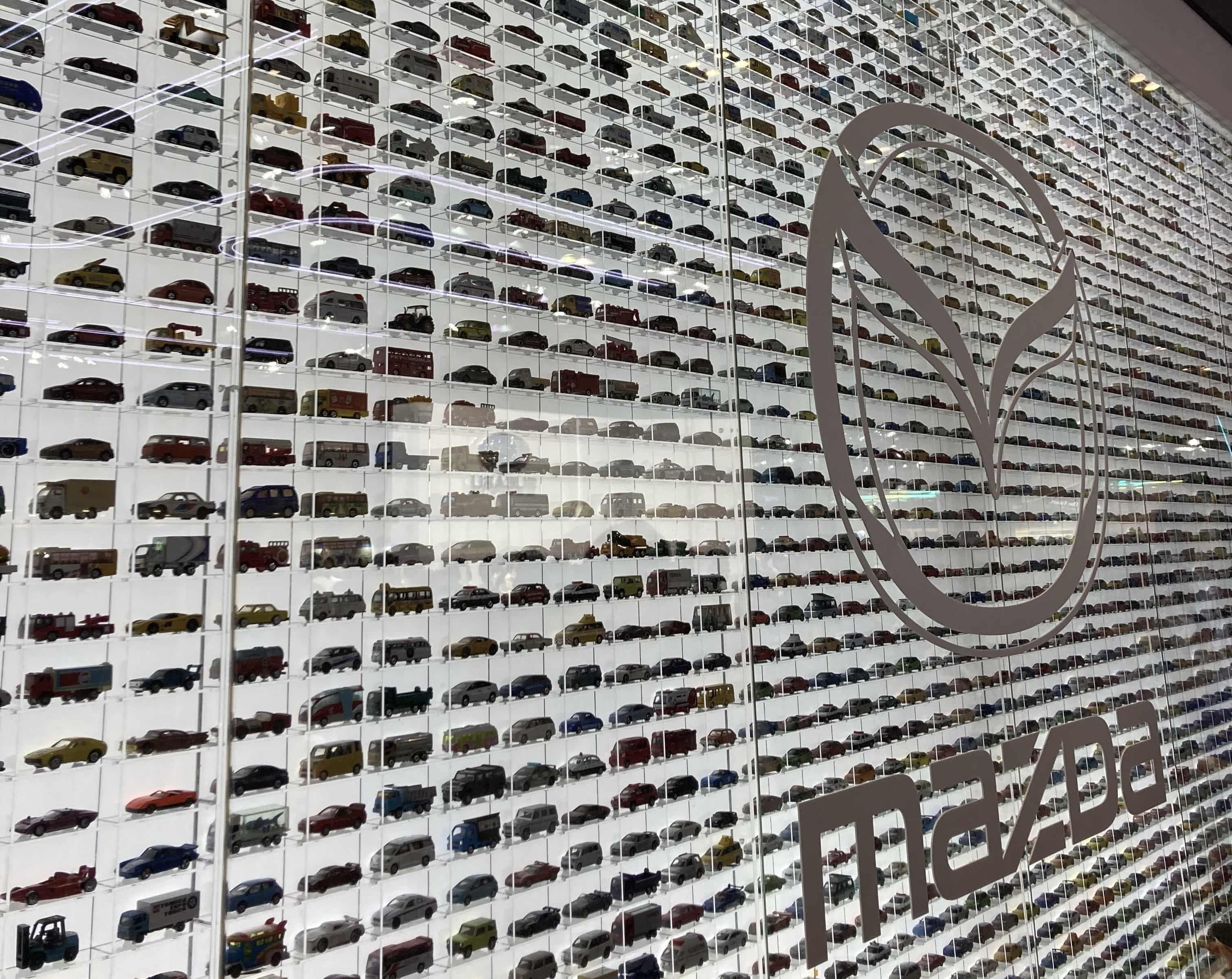 mazda  展示　ミニカー