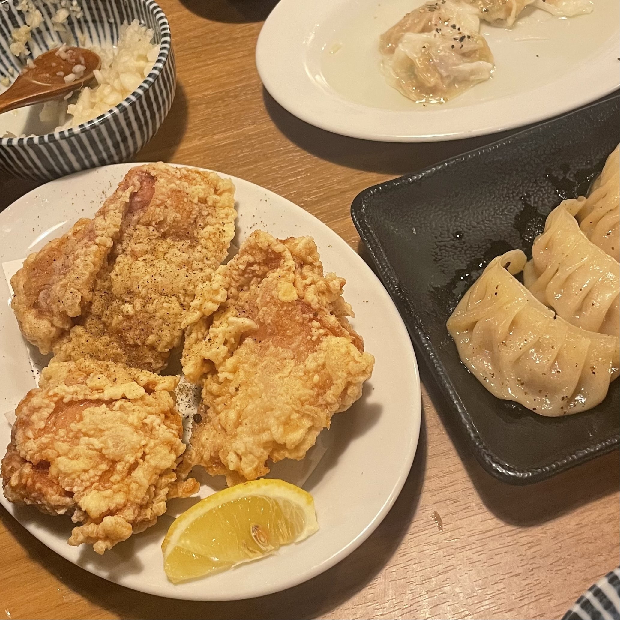 餃子のしんちゃん