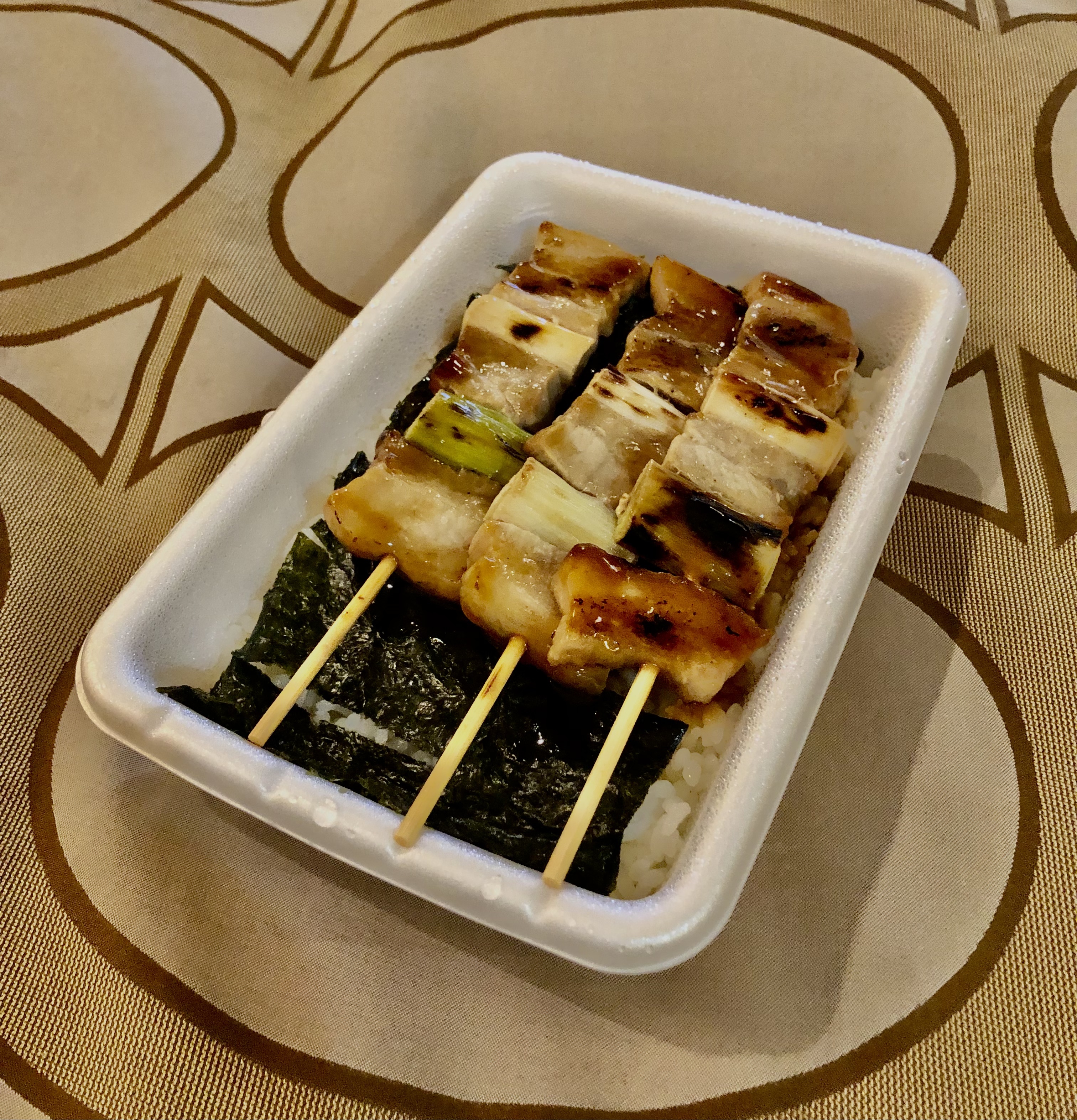 函館　グルメ