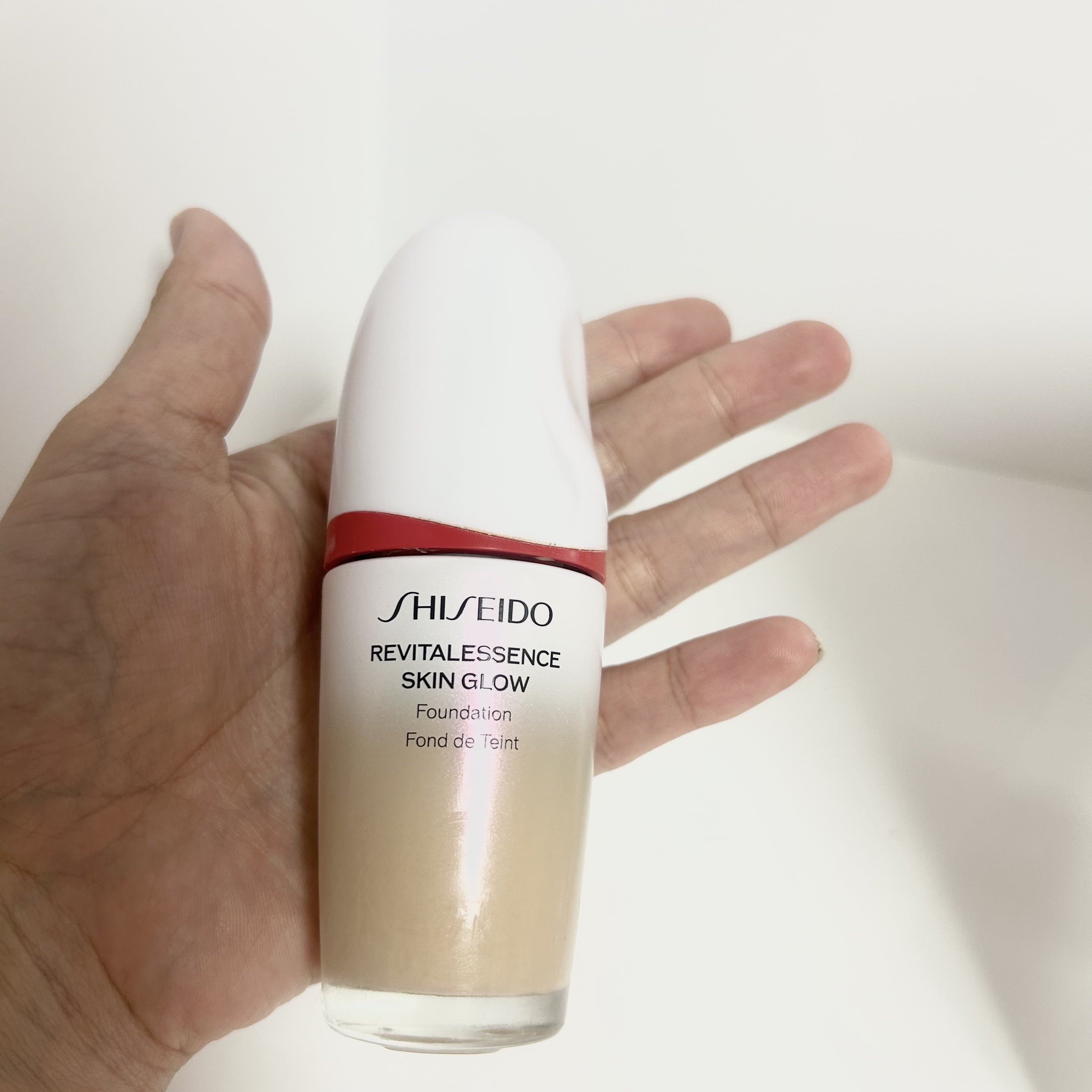 資生堂 エッセンススキングロウファンデーション