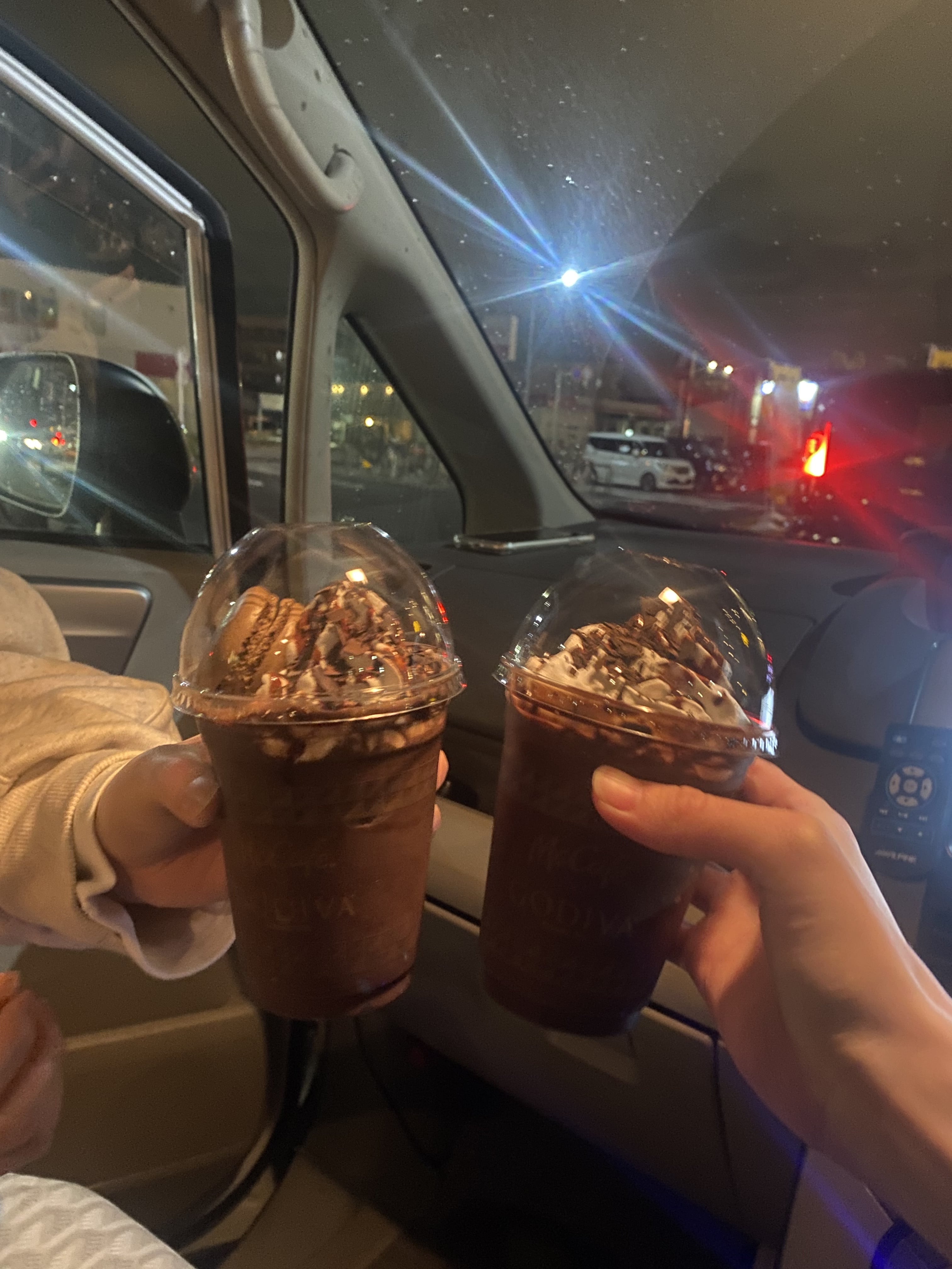 ゴディバ チョコレート フラッペ&マカロン チョコレート ゴディバ チョコレート フラッペ