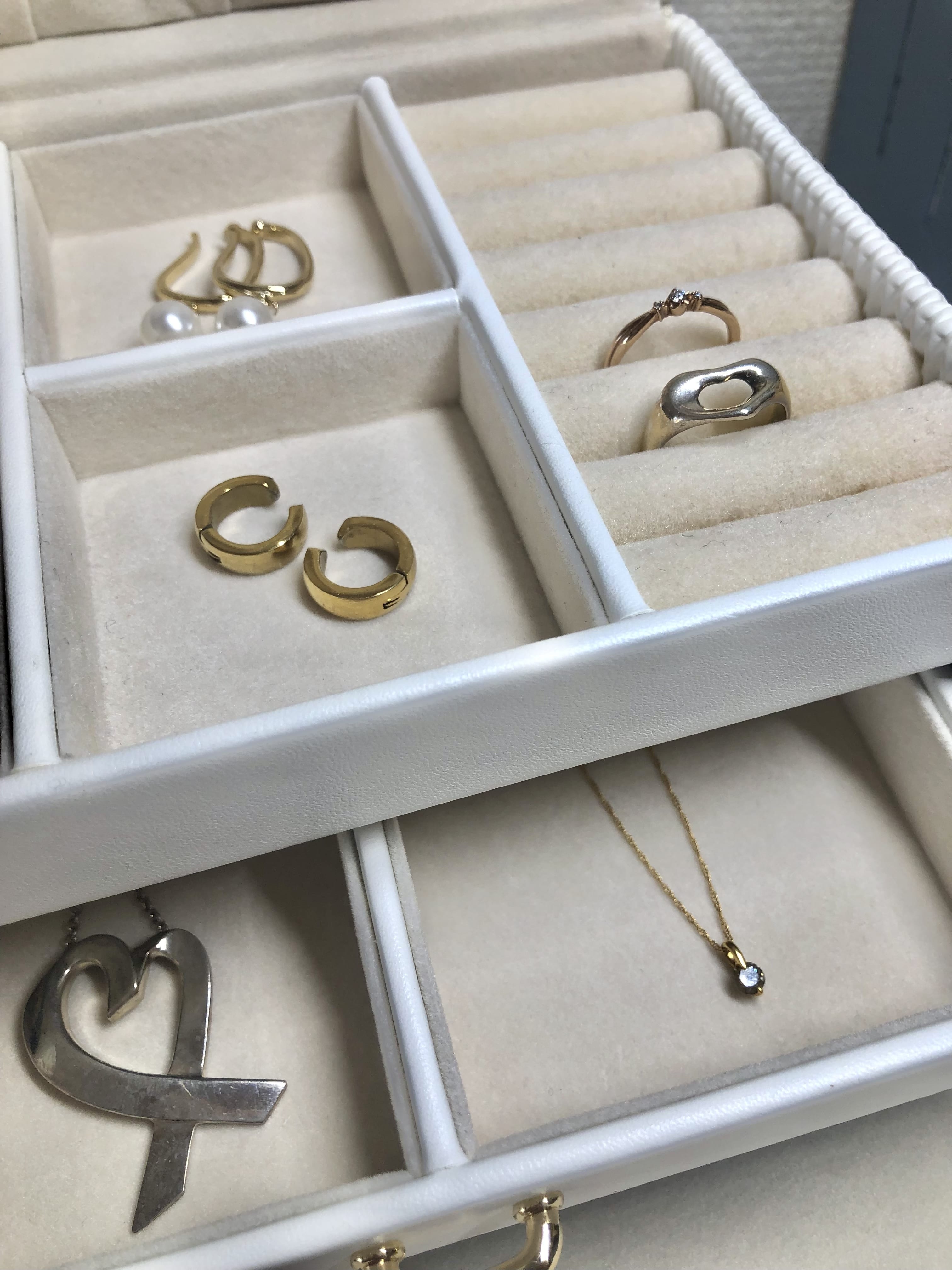 アクセサリーボックス　アクセサリー　ジュエリー　ネックレス　指輪