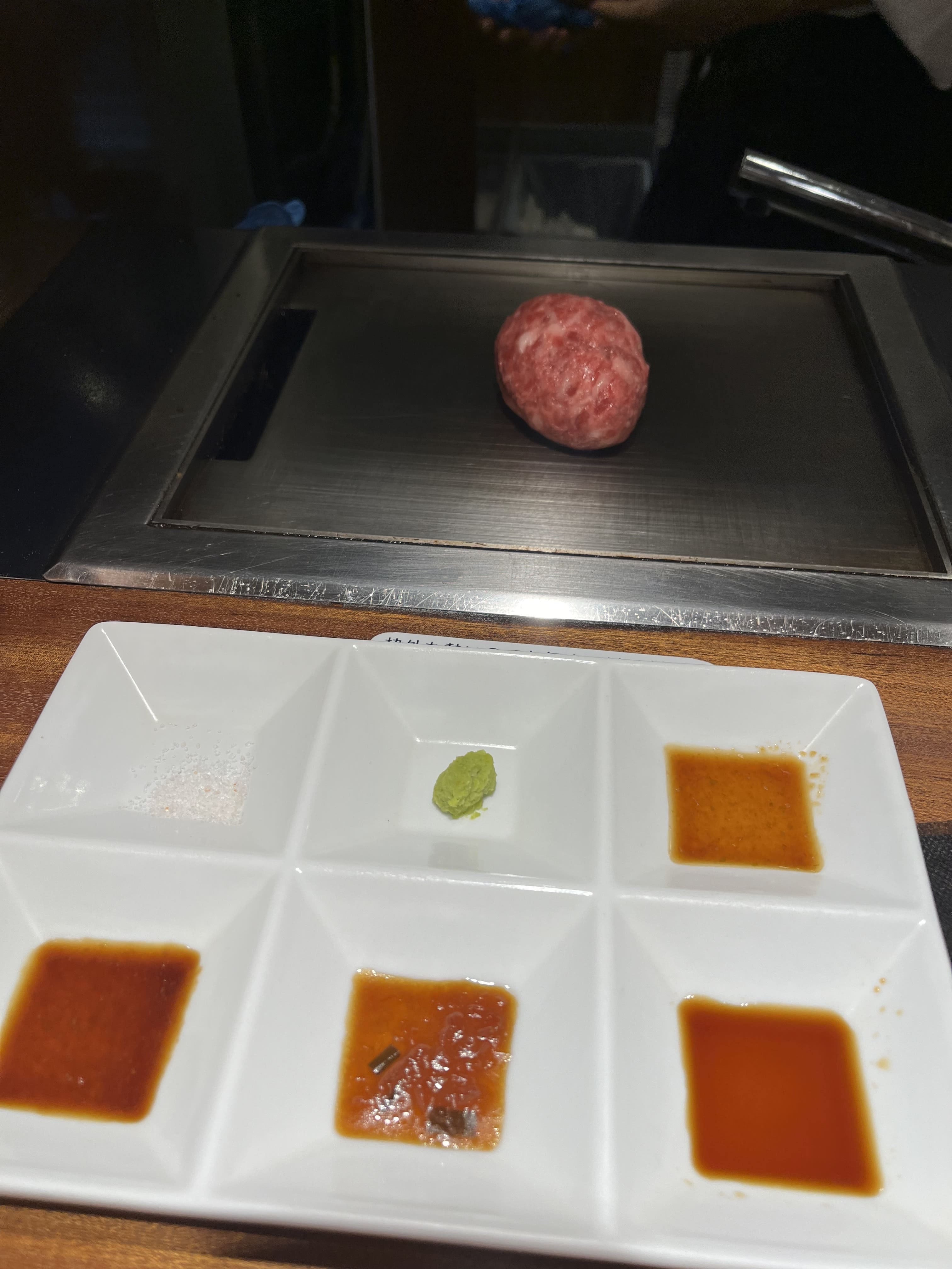極味や　ハンバーグ