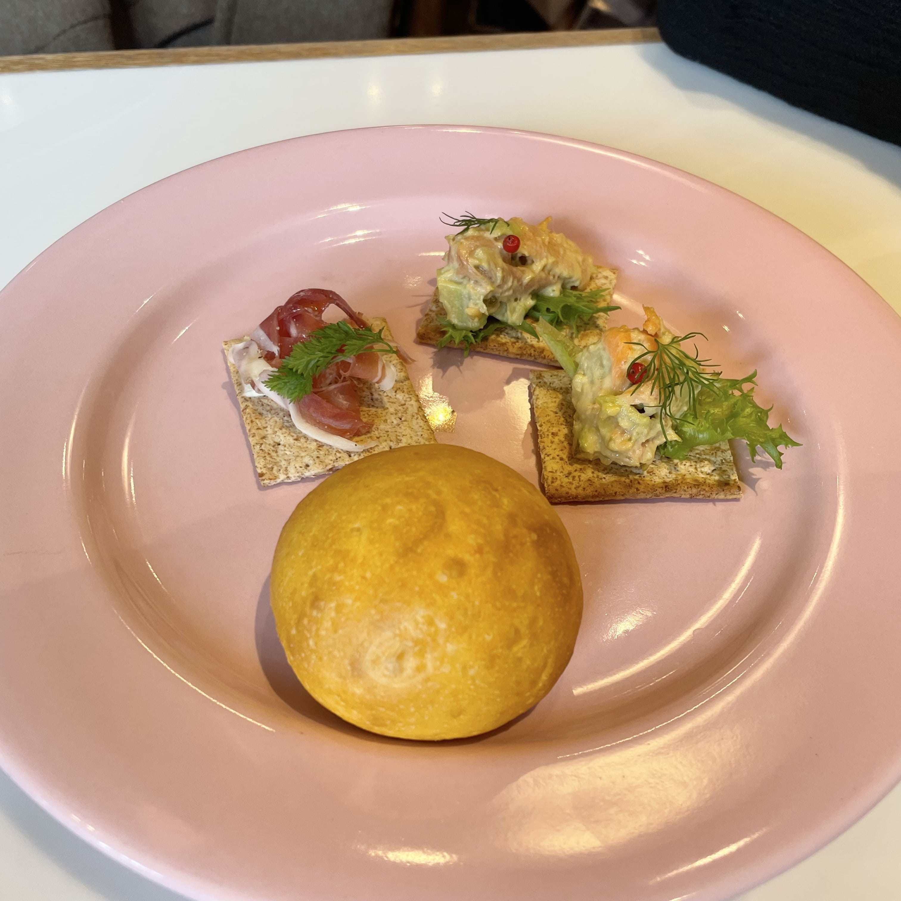 &TEA(サロンベイクアンドティー)  スイーツビュッフェ　ヘルシースイーツ