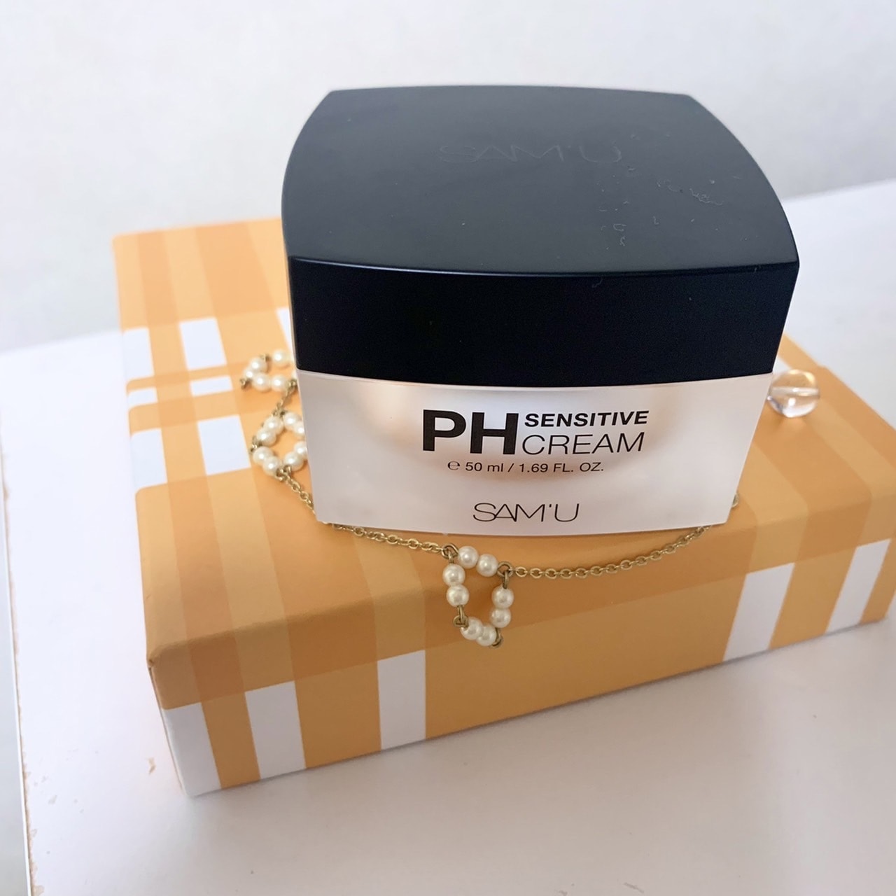 フェイスクリーム