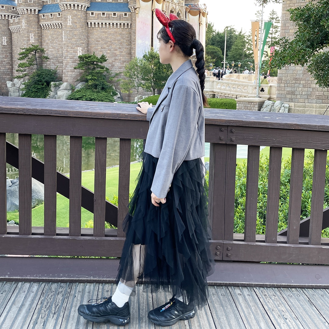 SALOMON（サロモン）スニーカーズコレクション　XT-6のレディースコーデ
