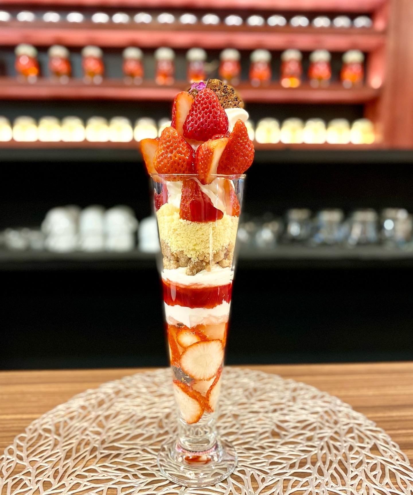 北野ラボ　いちごパフェ