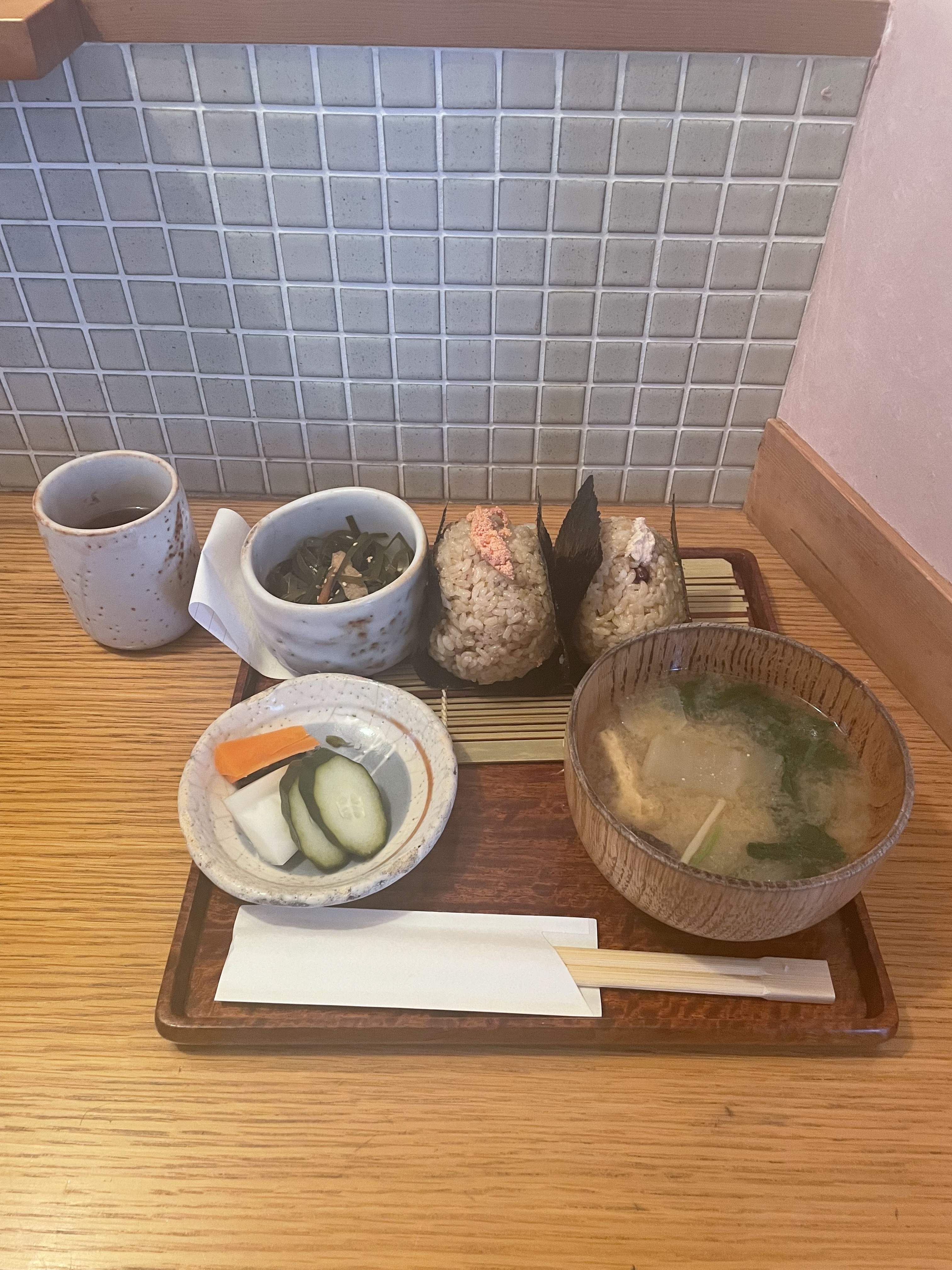 おにぎり定食