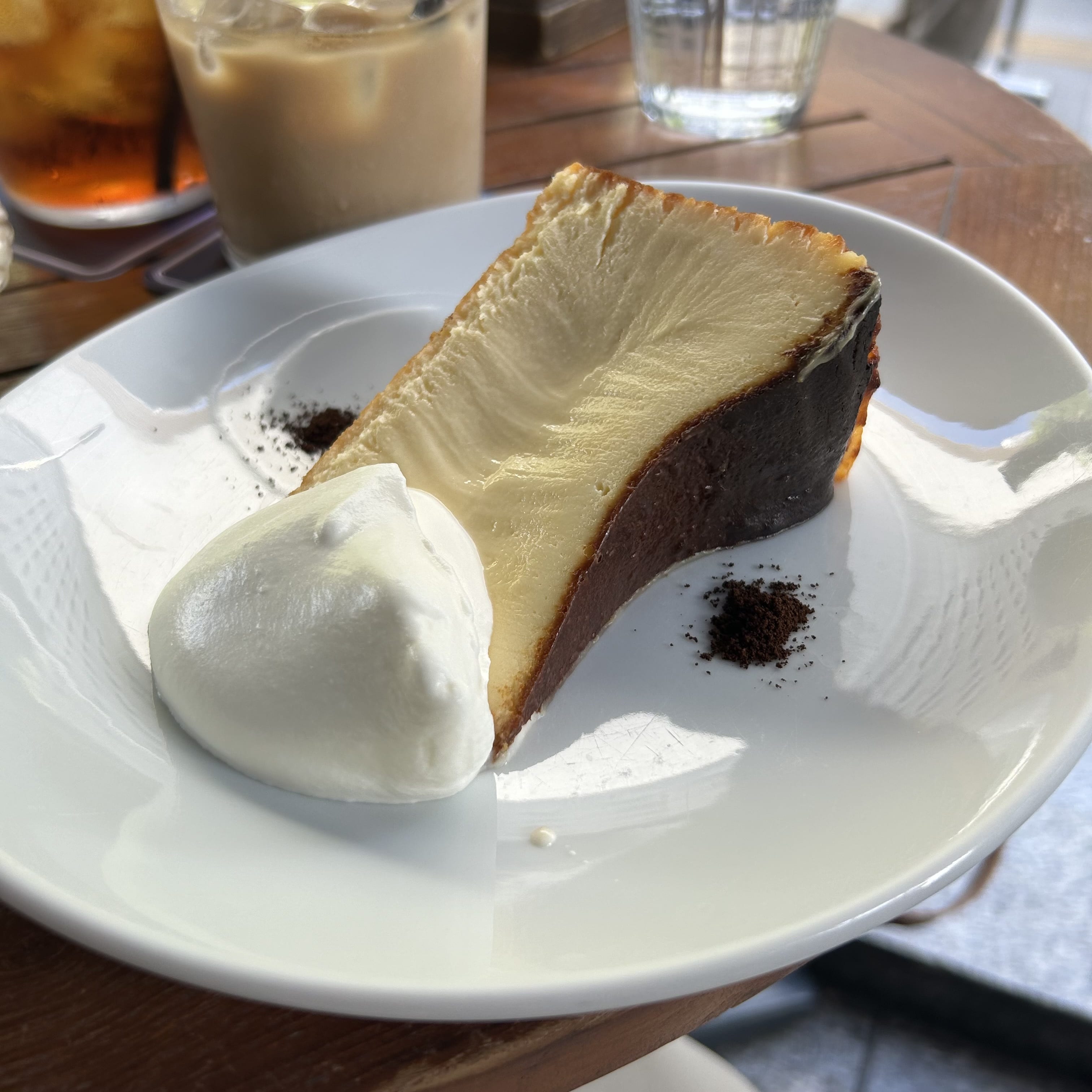 バスクチーズケーキ