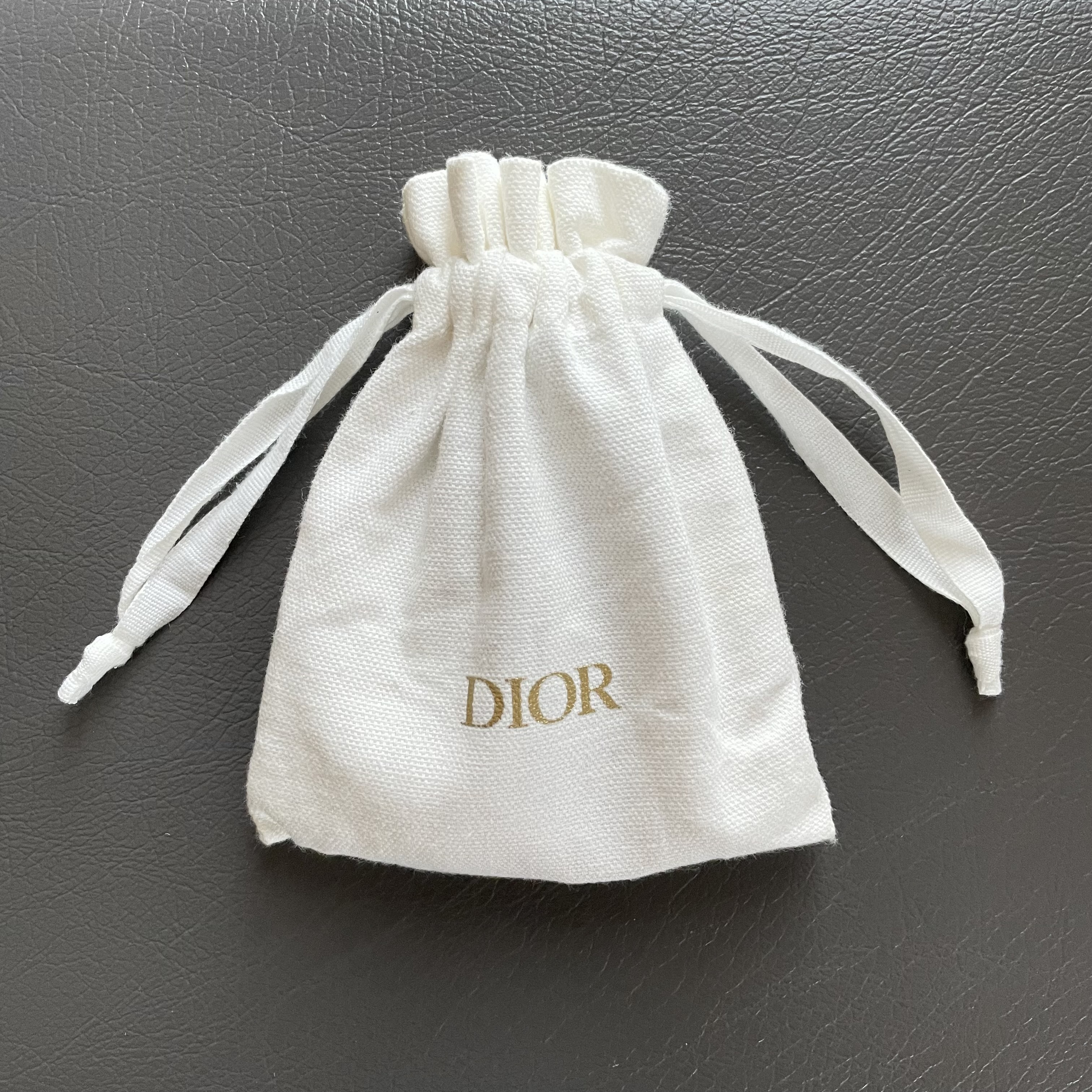 DIORポーチ