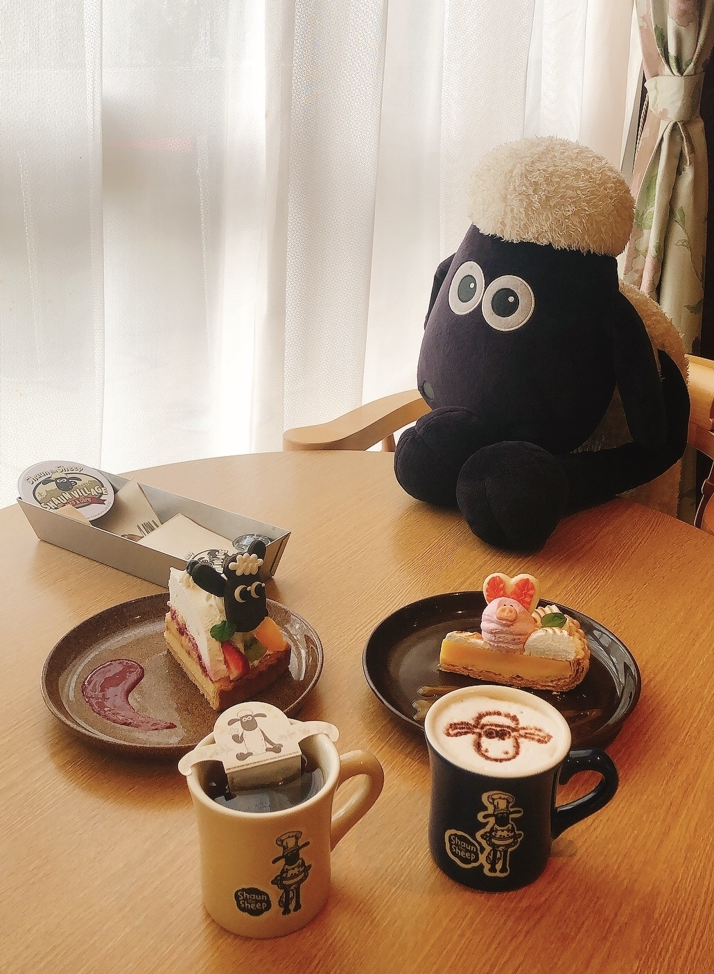 ひつじのショーン　カフェ　デザート