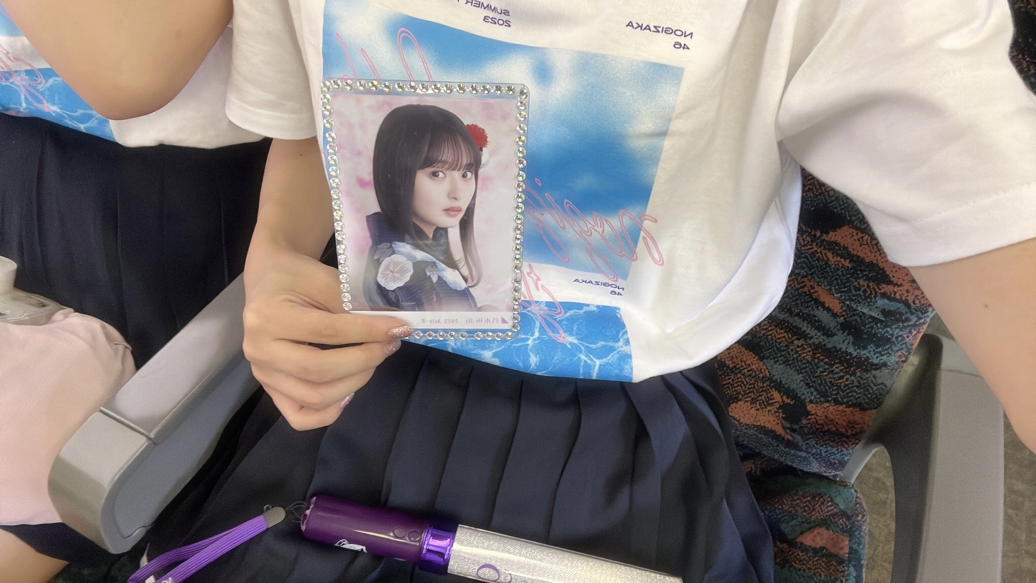 新幹線に乗っている写真。