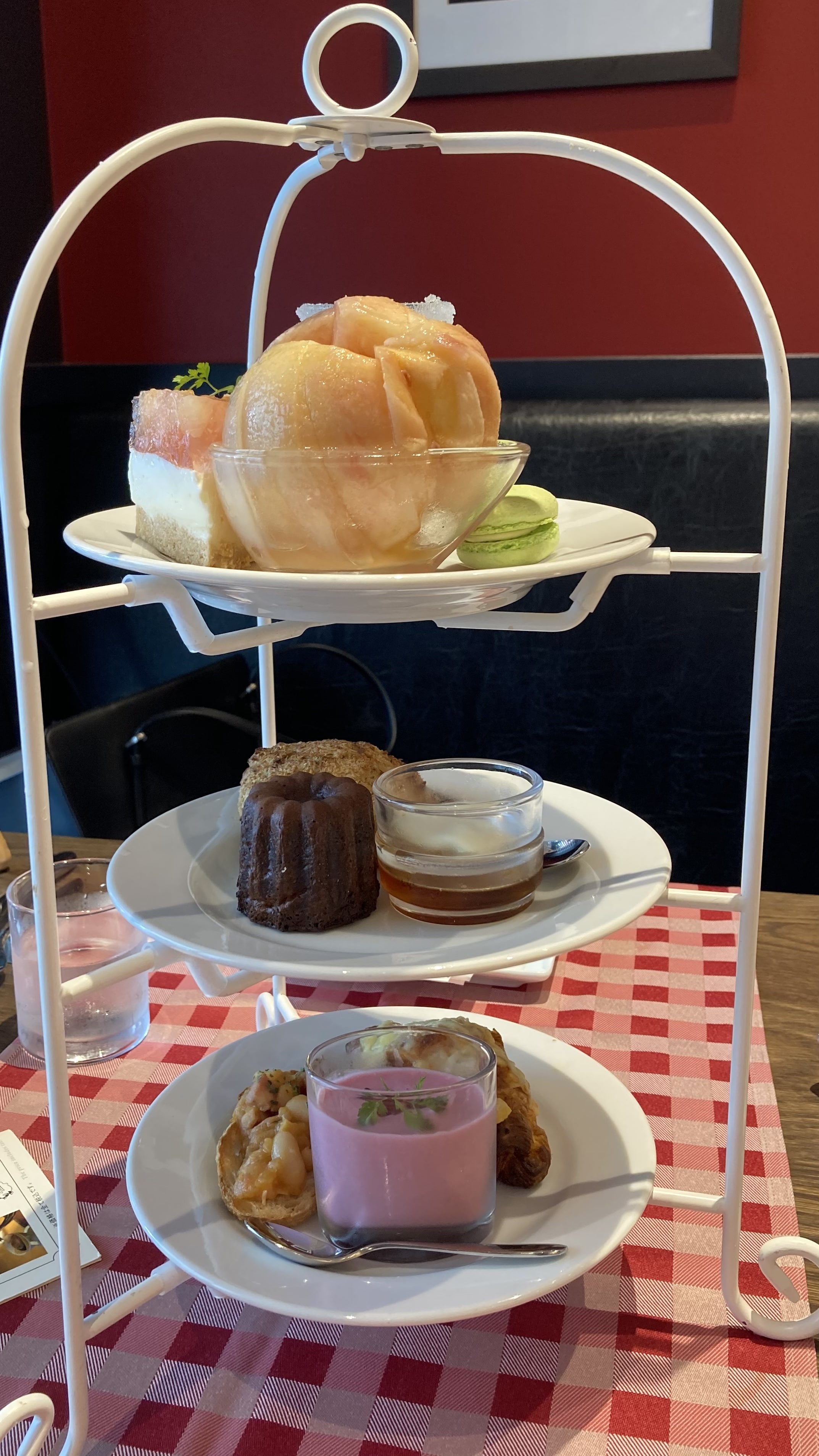 ルボンヴィーブル　桃のアフタヌーンティー