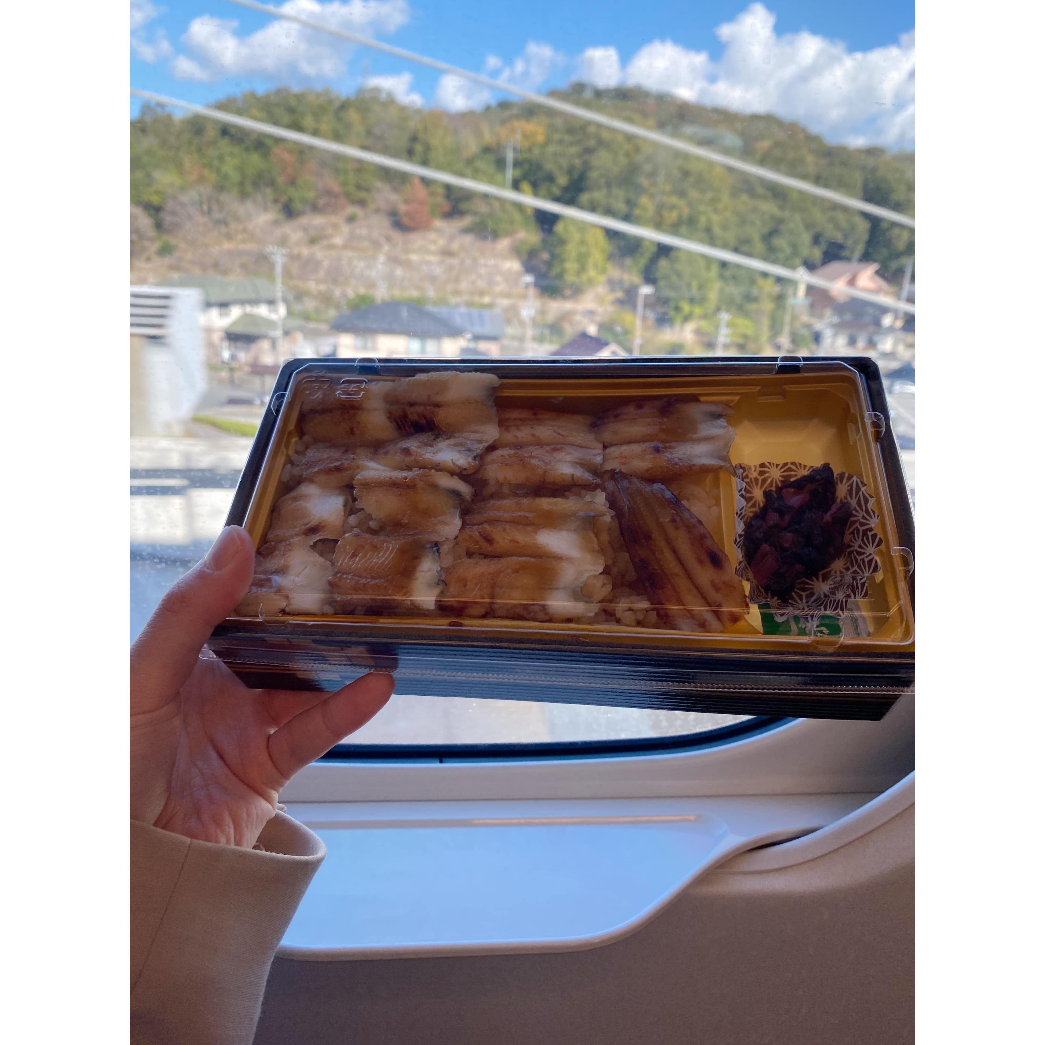 新幹線　あなご弁当　広島