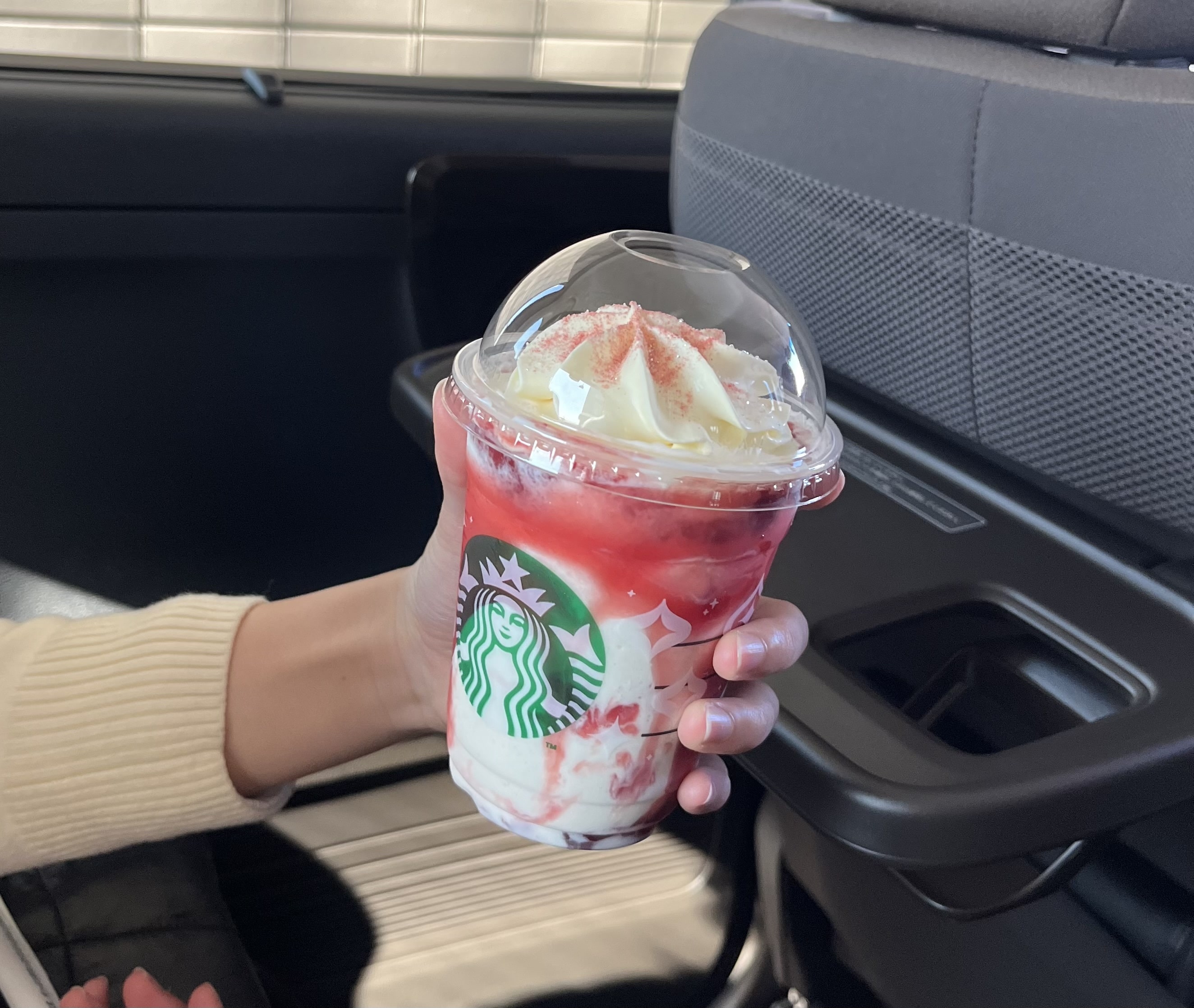 空きコマにスタバのドライブスルー❤︎