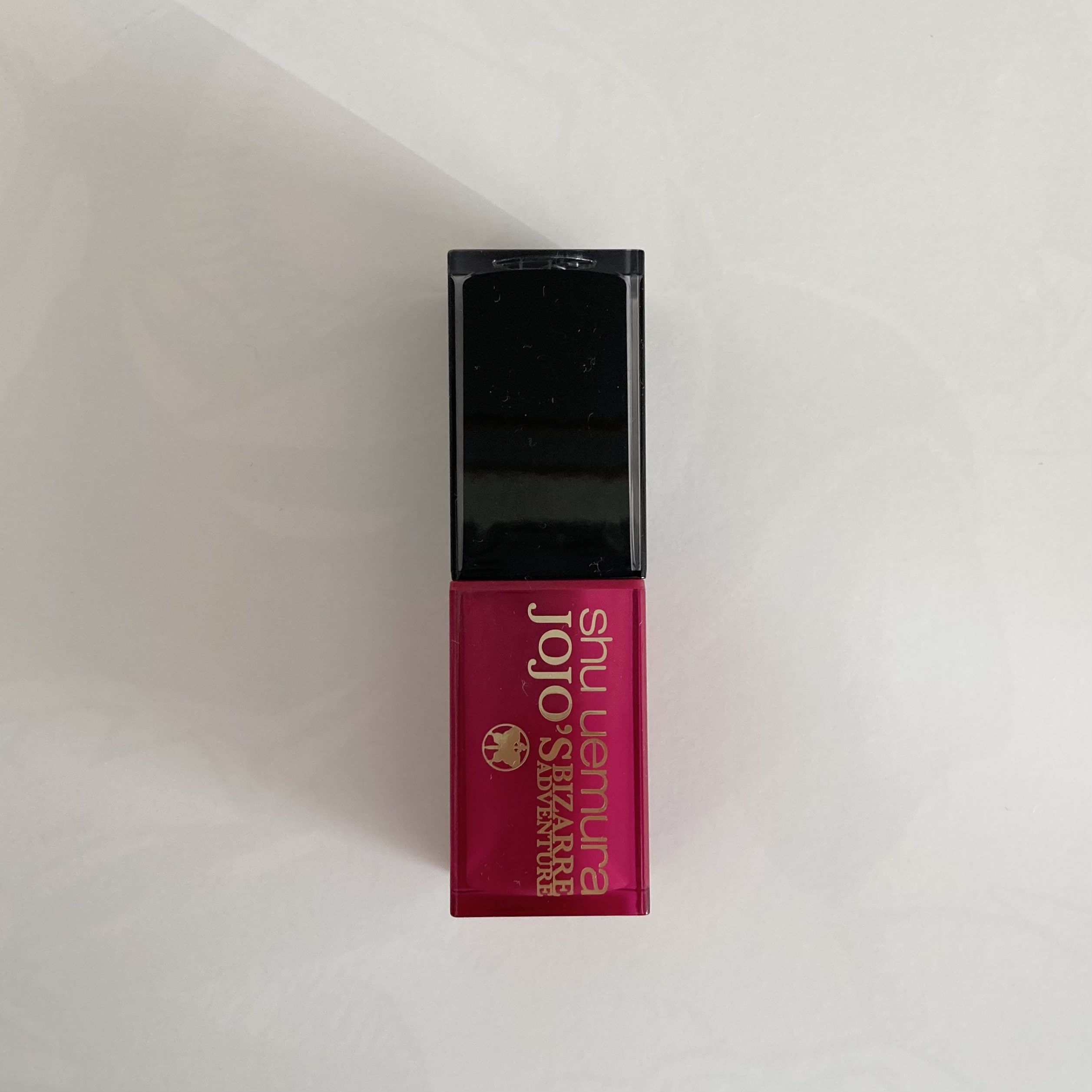 ジョジョ　シュウウエムラ　コスメ