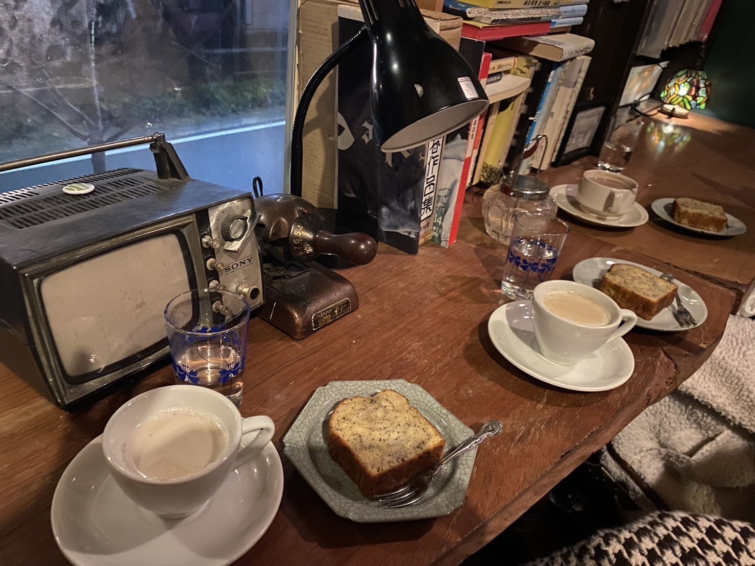 深夜喫茶しんしんしん