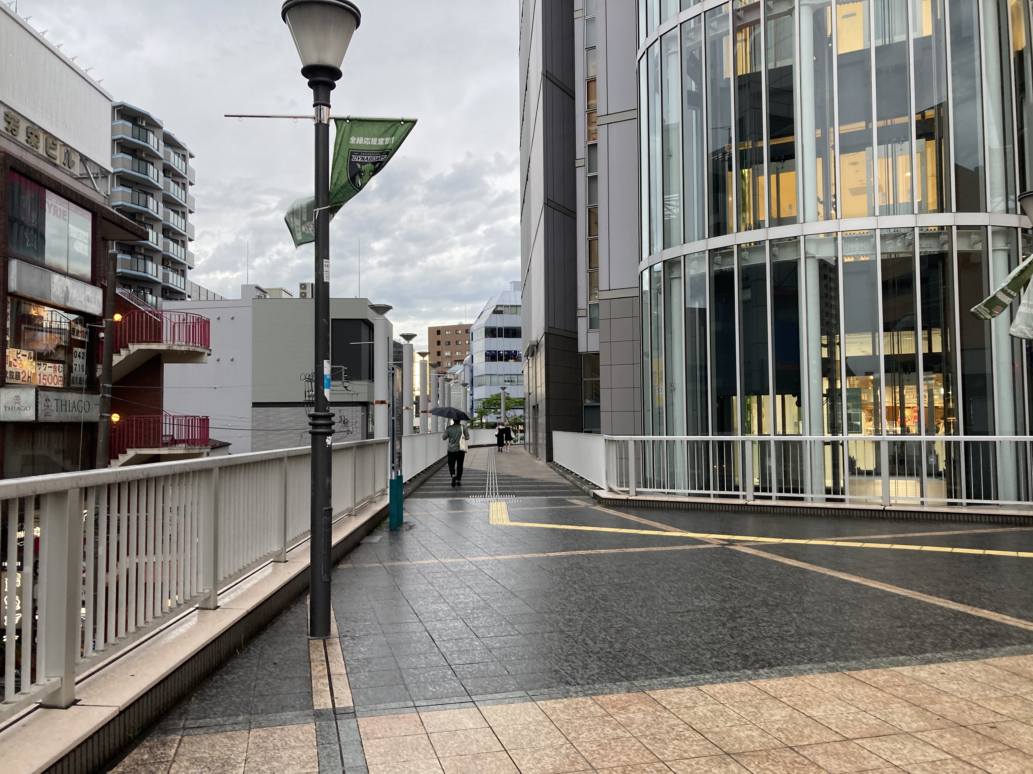 橋本駅前
