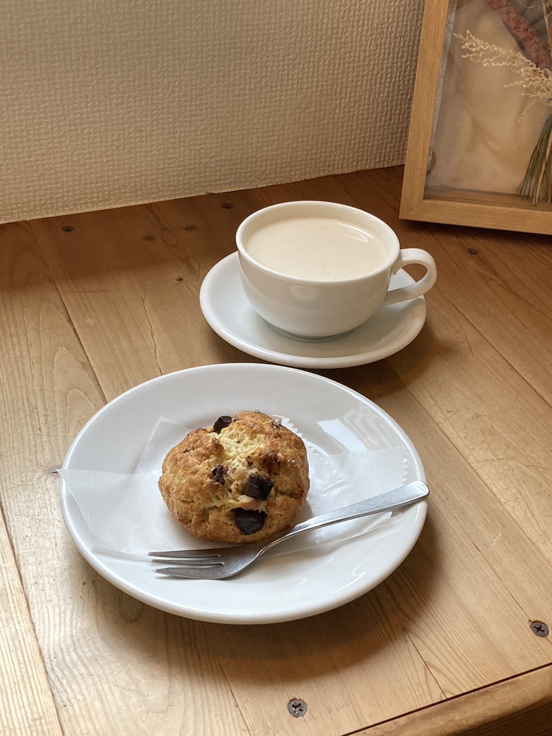 finn coffeeのスコーンとチャイ。