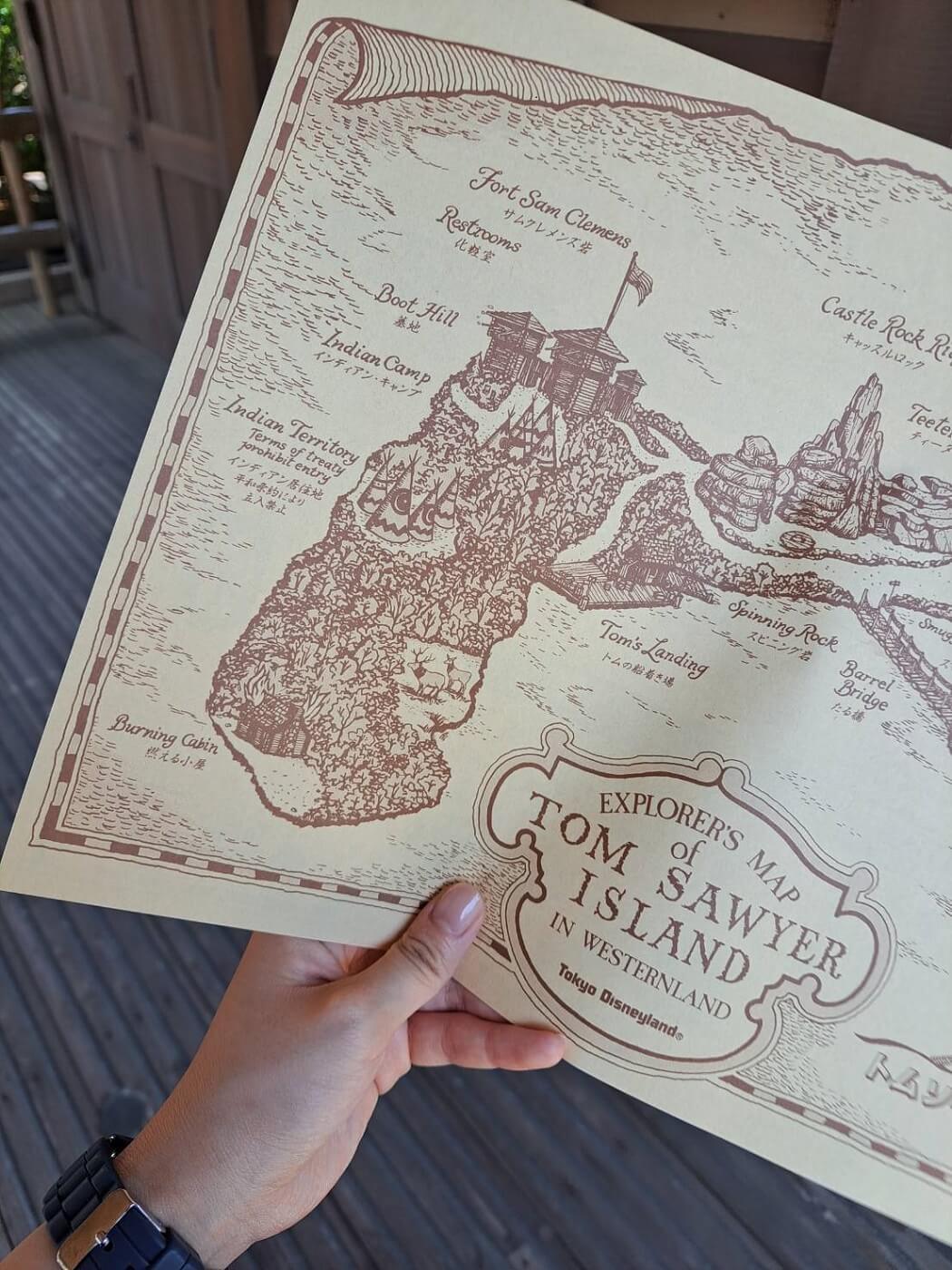 ディズニーランド　トム・ソーヤ島