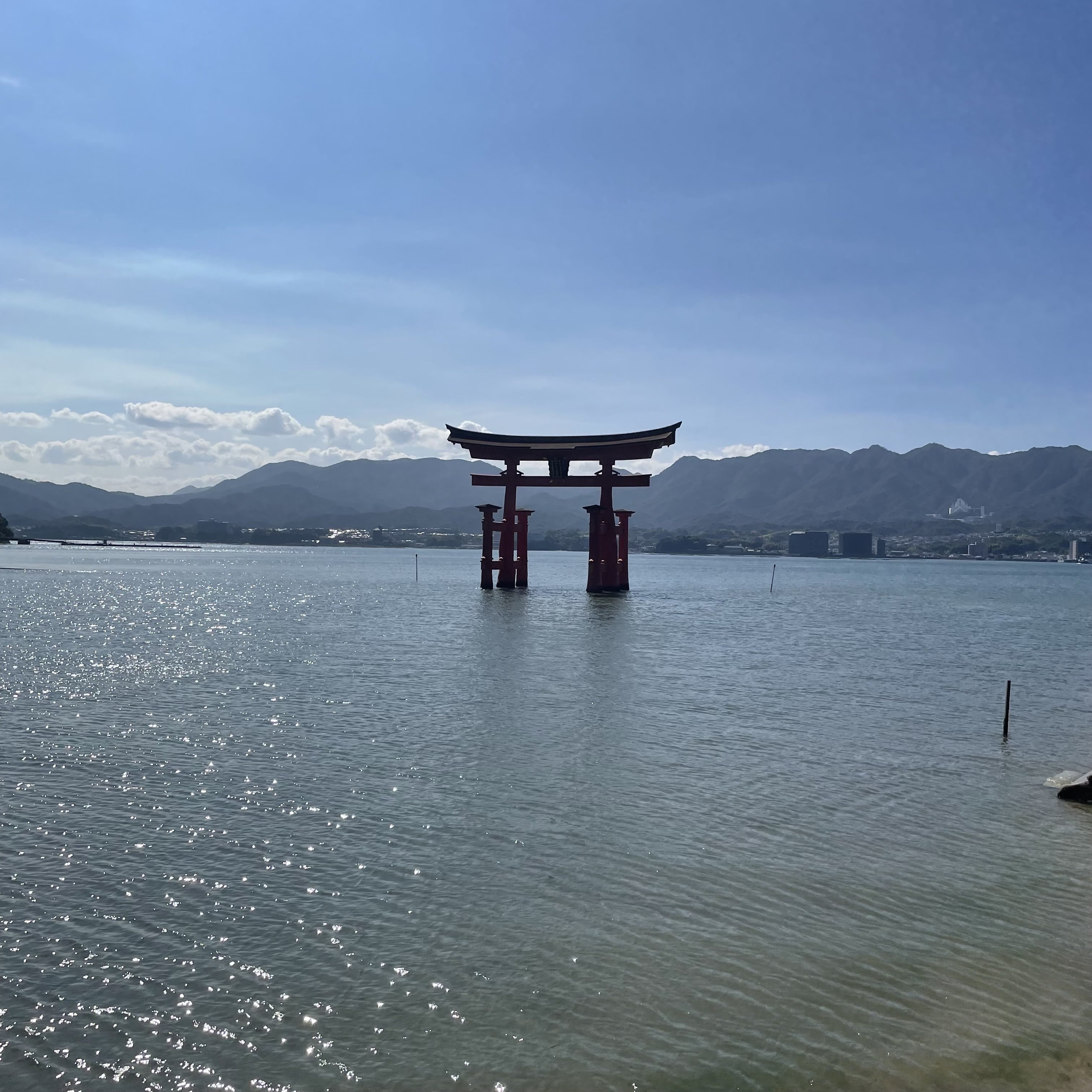 厳島神社の鳥居
