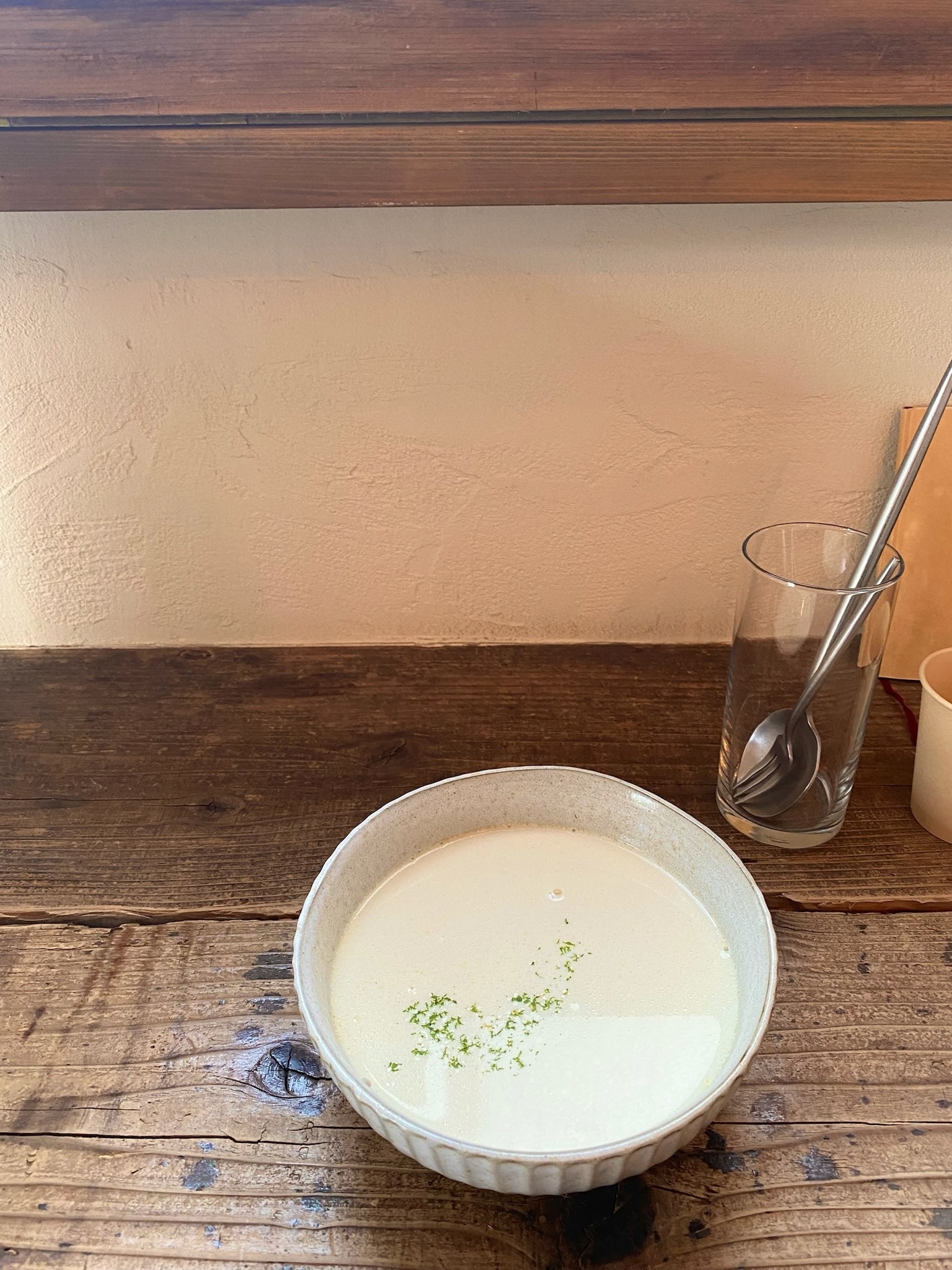 赤羽にあるカフェ「リコリス」のきのこのポタージュ