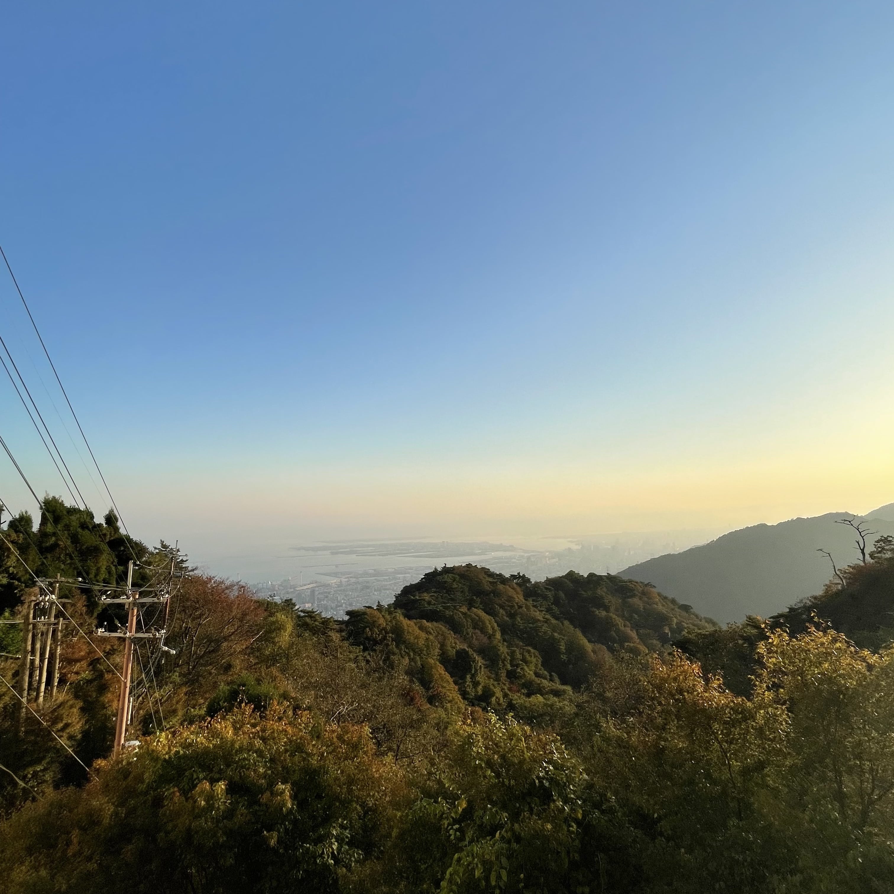 ケーブルカー 六甲山上駅 景色