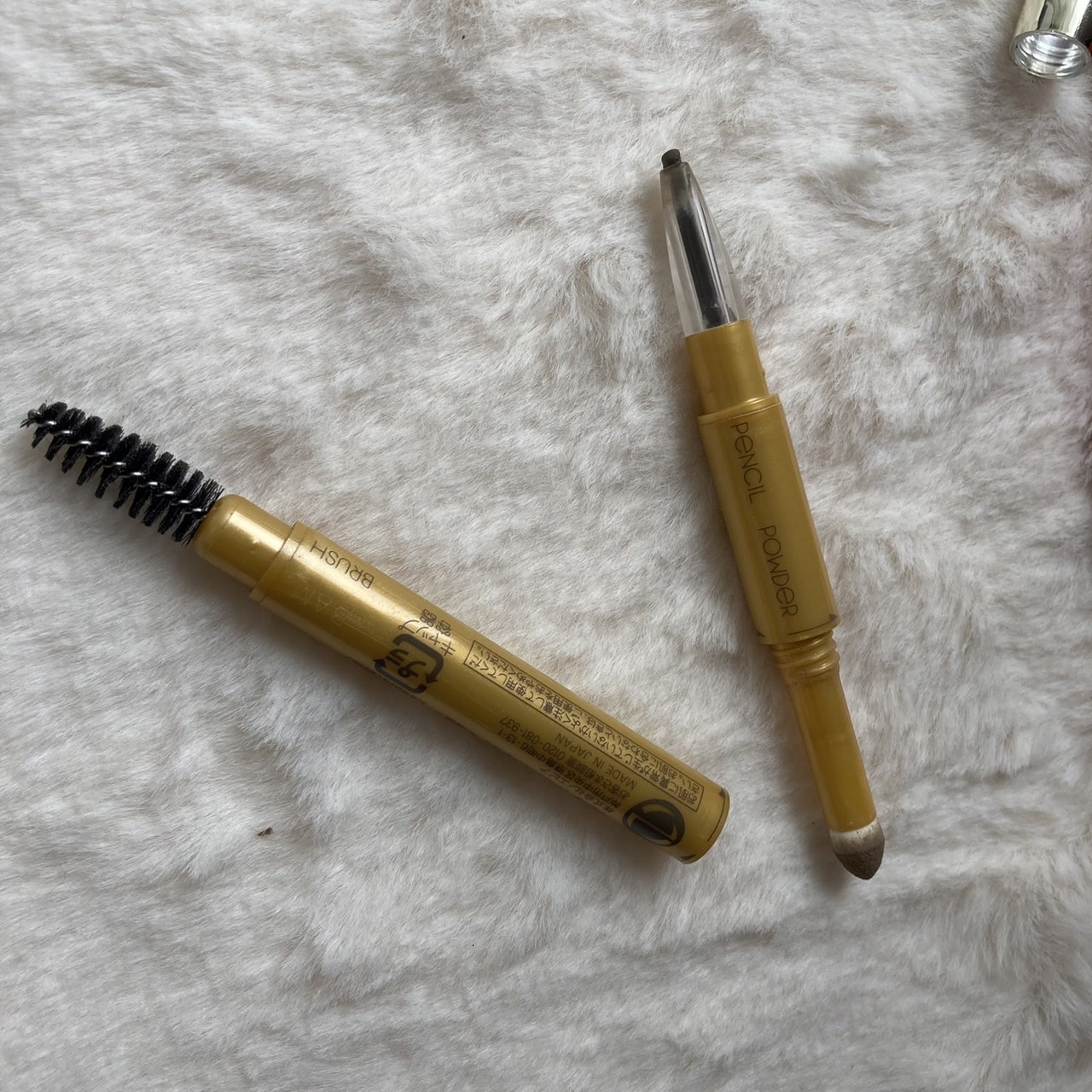 サナエクセルアイブロウ