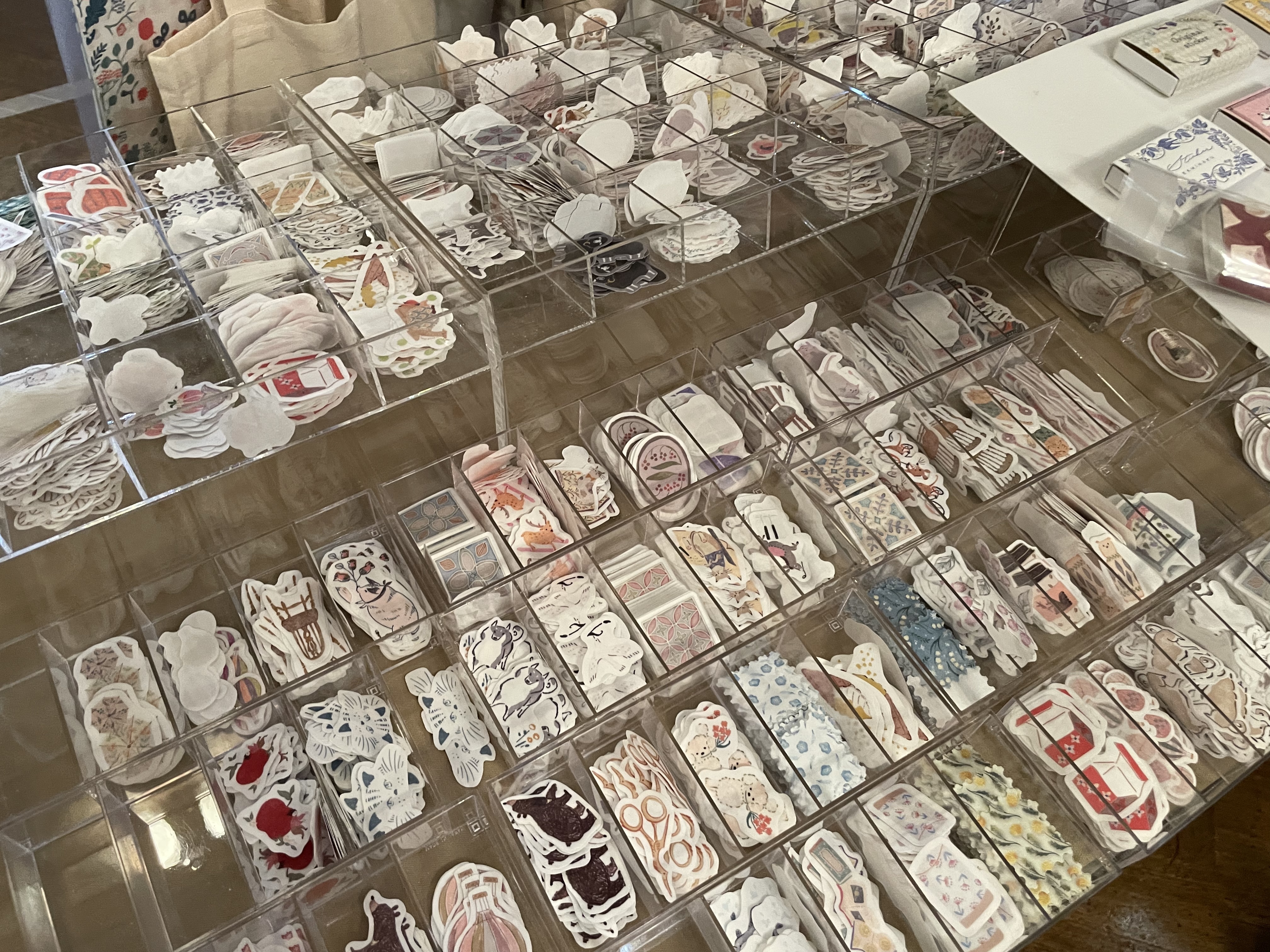 紙博 シールを販売しているお店