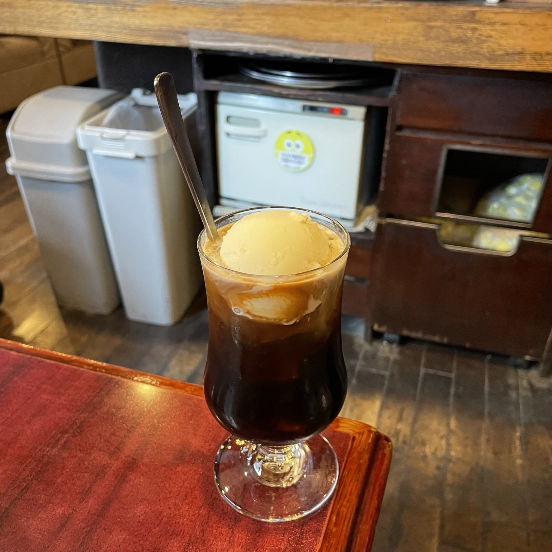 ロッジ赤石　浅草　老舗　喫茶店　コーヒーフロート