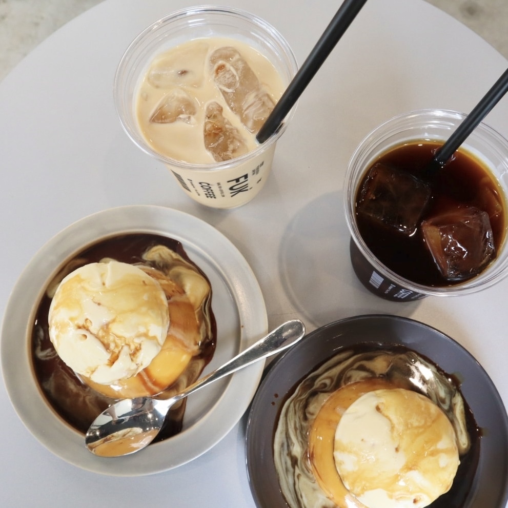 今回ご紹介する「FUK Coffee」のプリンとドリンク