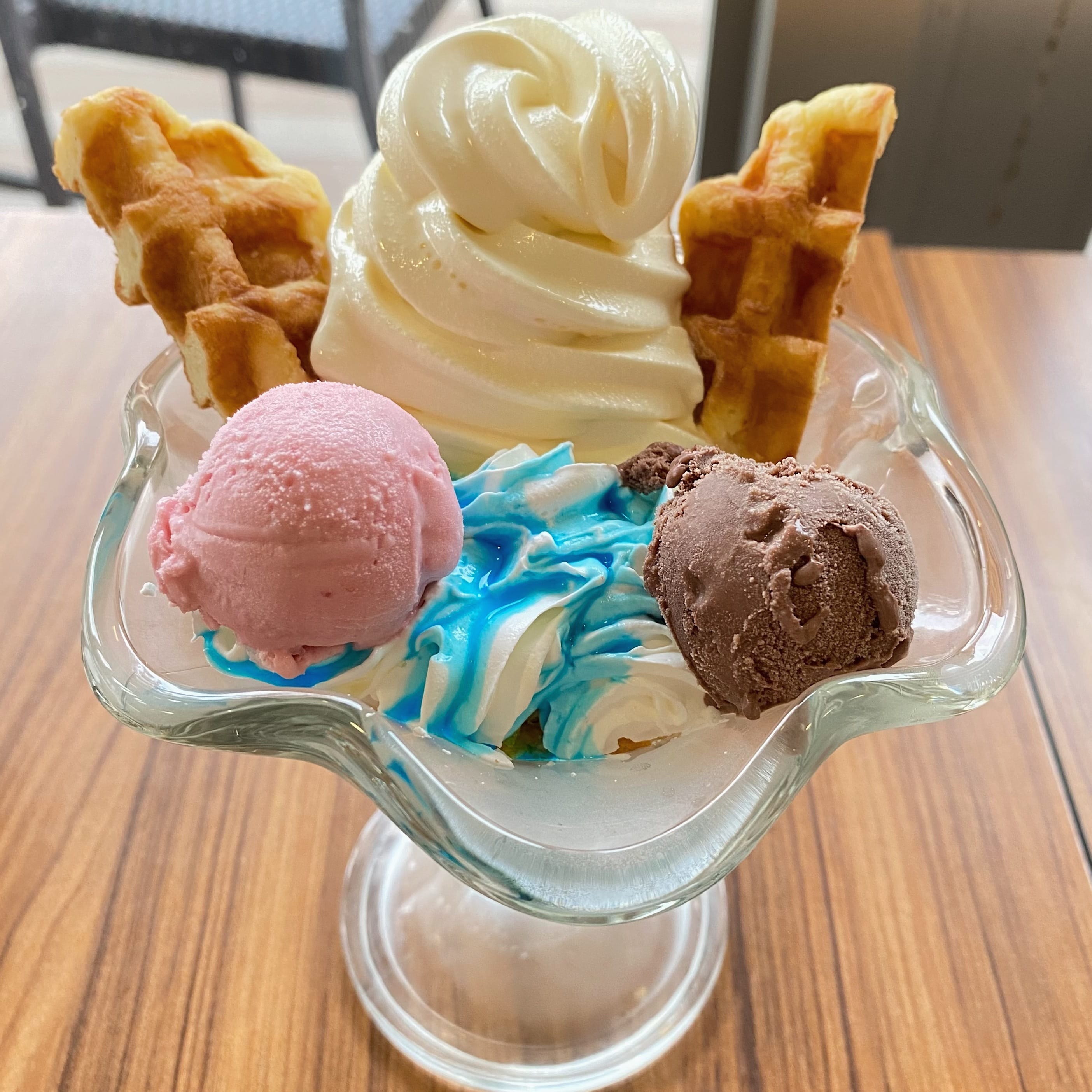 ペガサスパフェ　カフェ　アイス