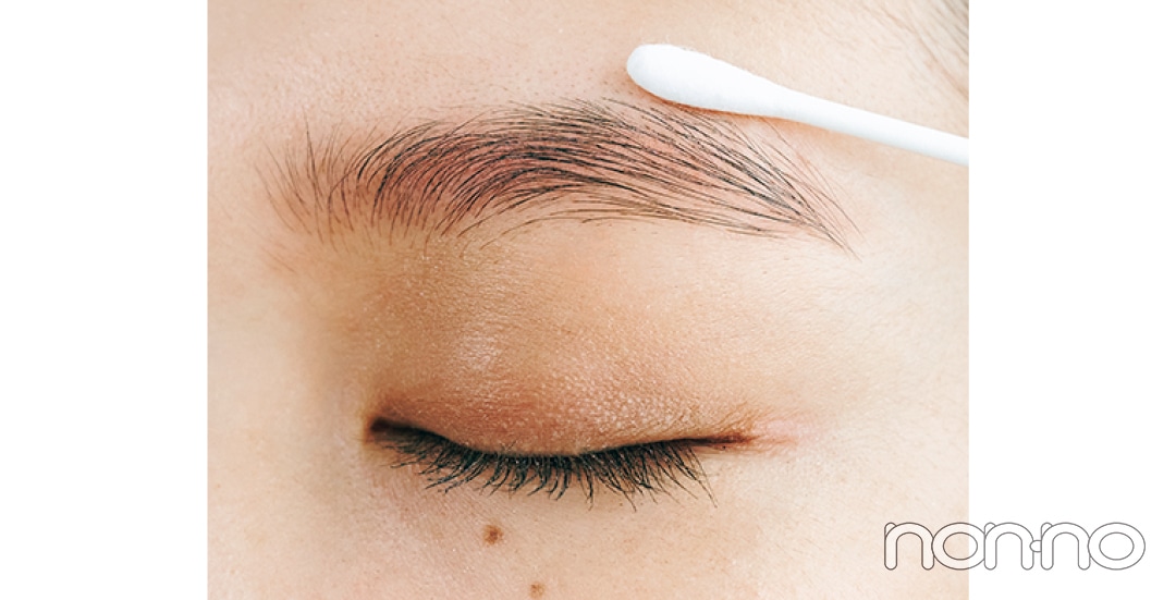 岡本夏美のニュアンス盛れる眉のつくりかたプロセスカット3-5