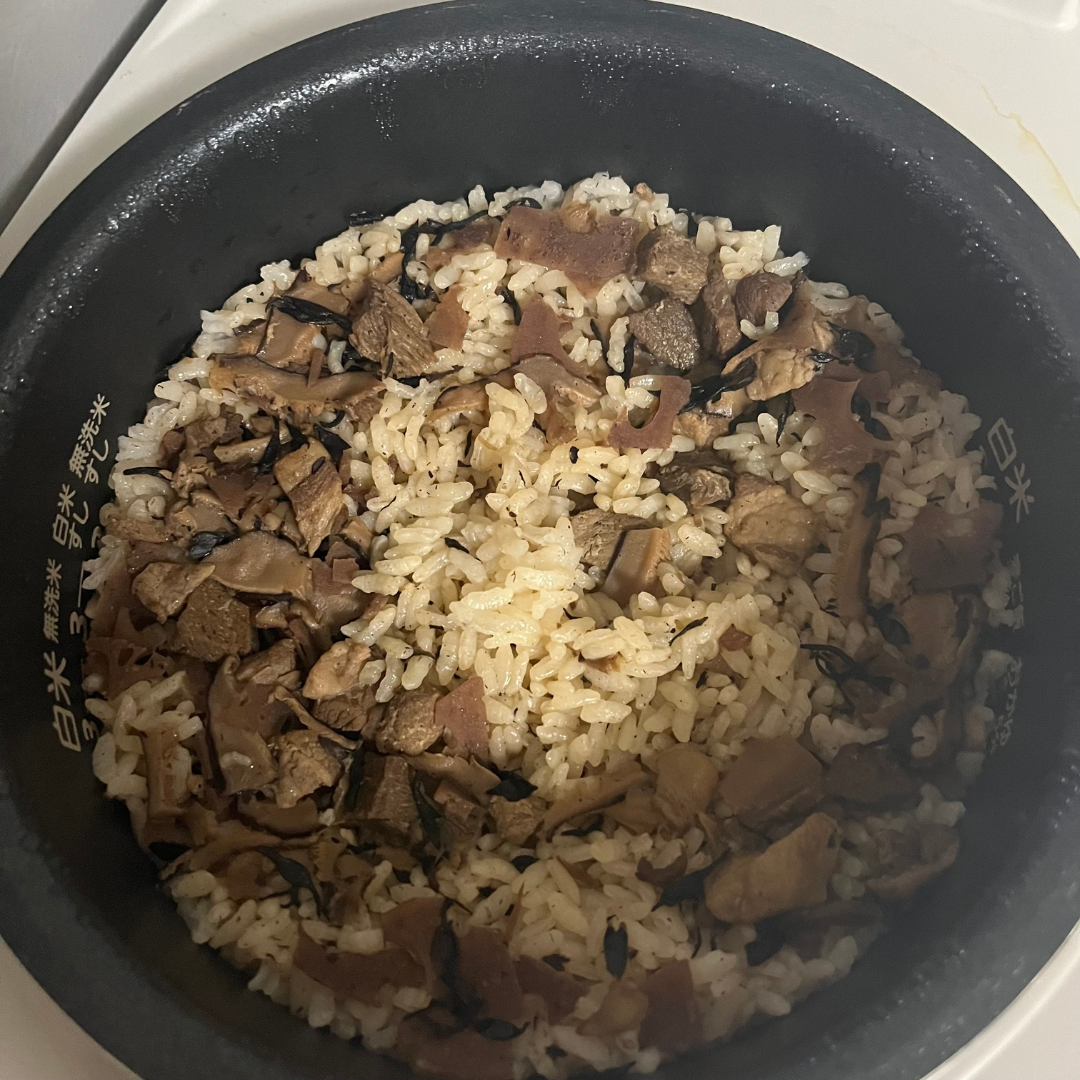 無印良品　炊き込みごはんの素沖縄風豚角煮ごはん