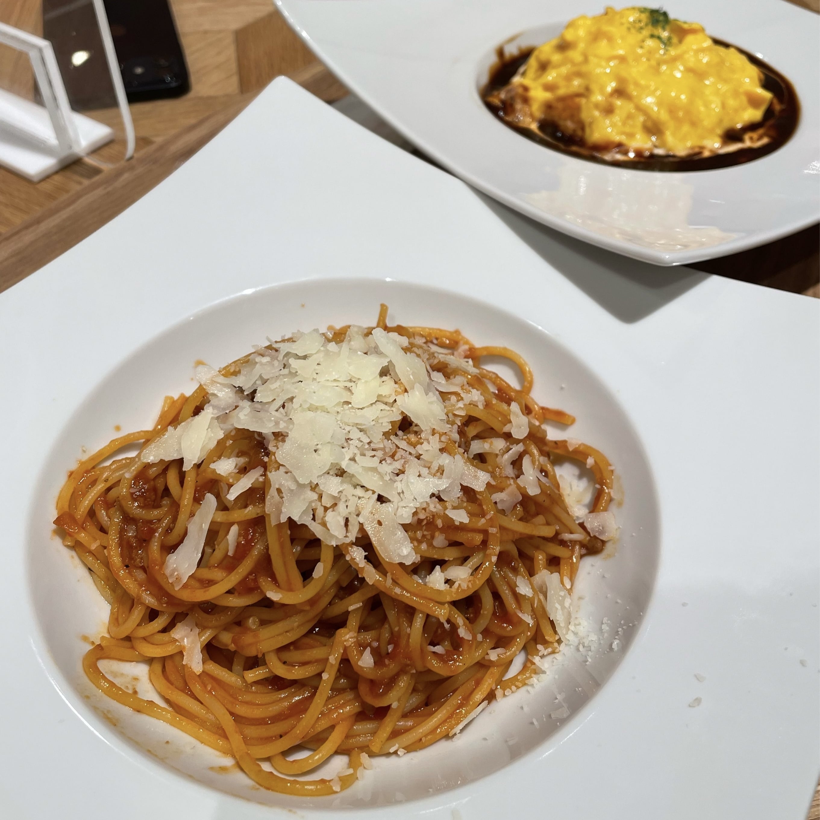 ボロネーゼ オムライス ランチ