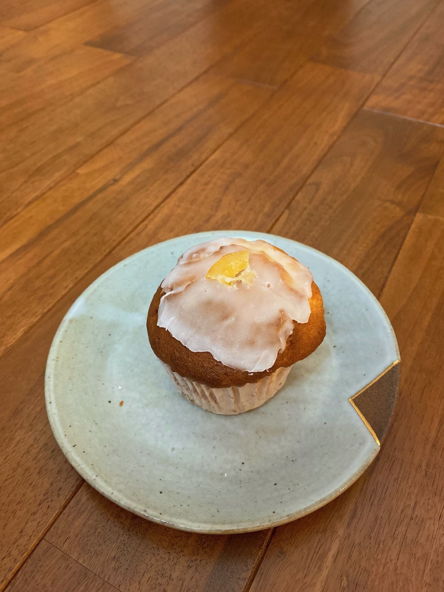 赤羽にあるカフェ「リコリス」の甘夏マフィン