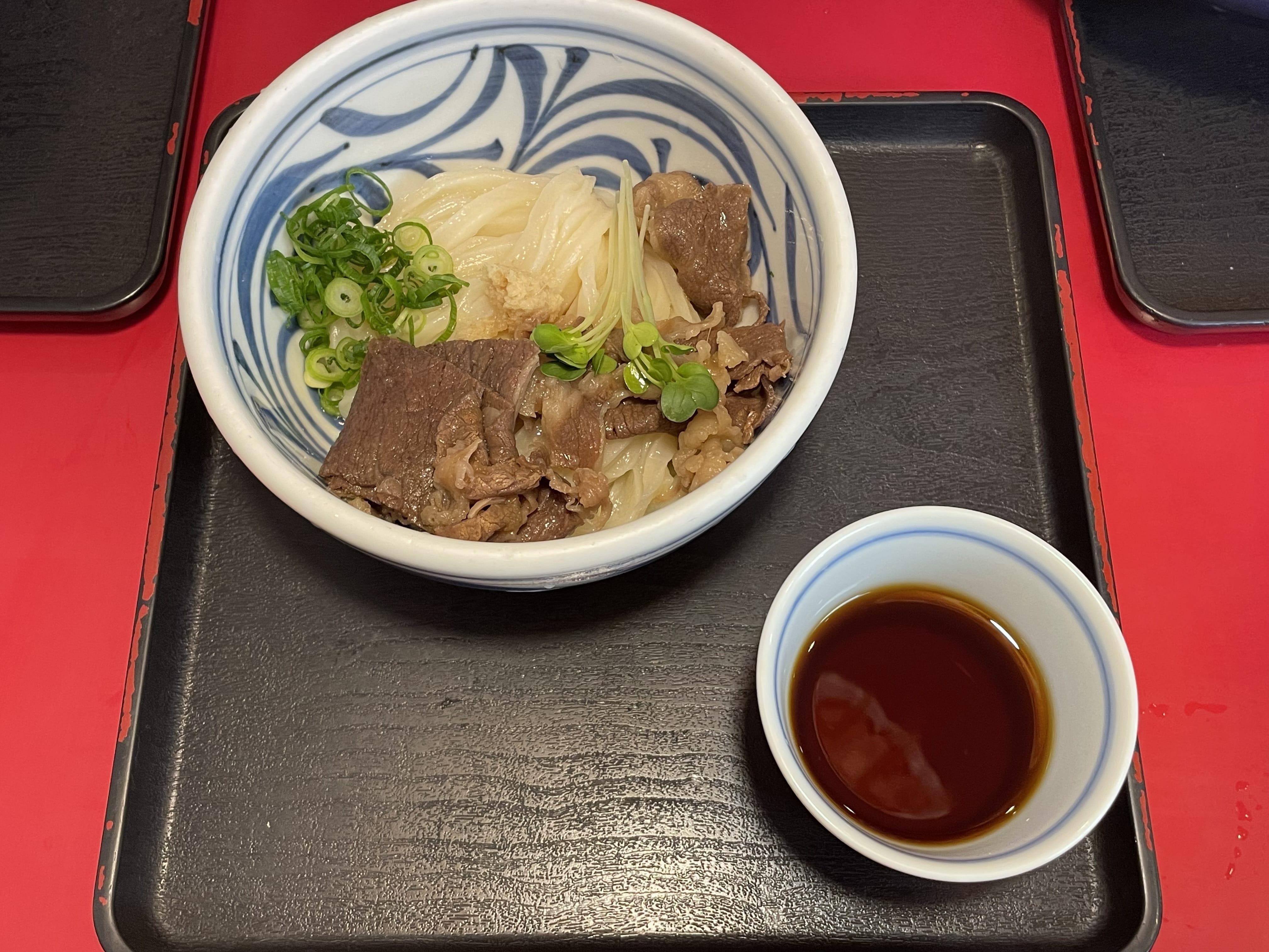肉冷やし（858円）