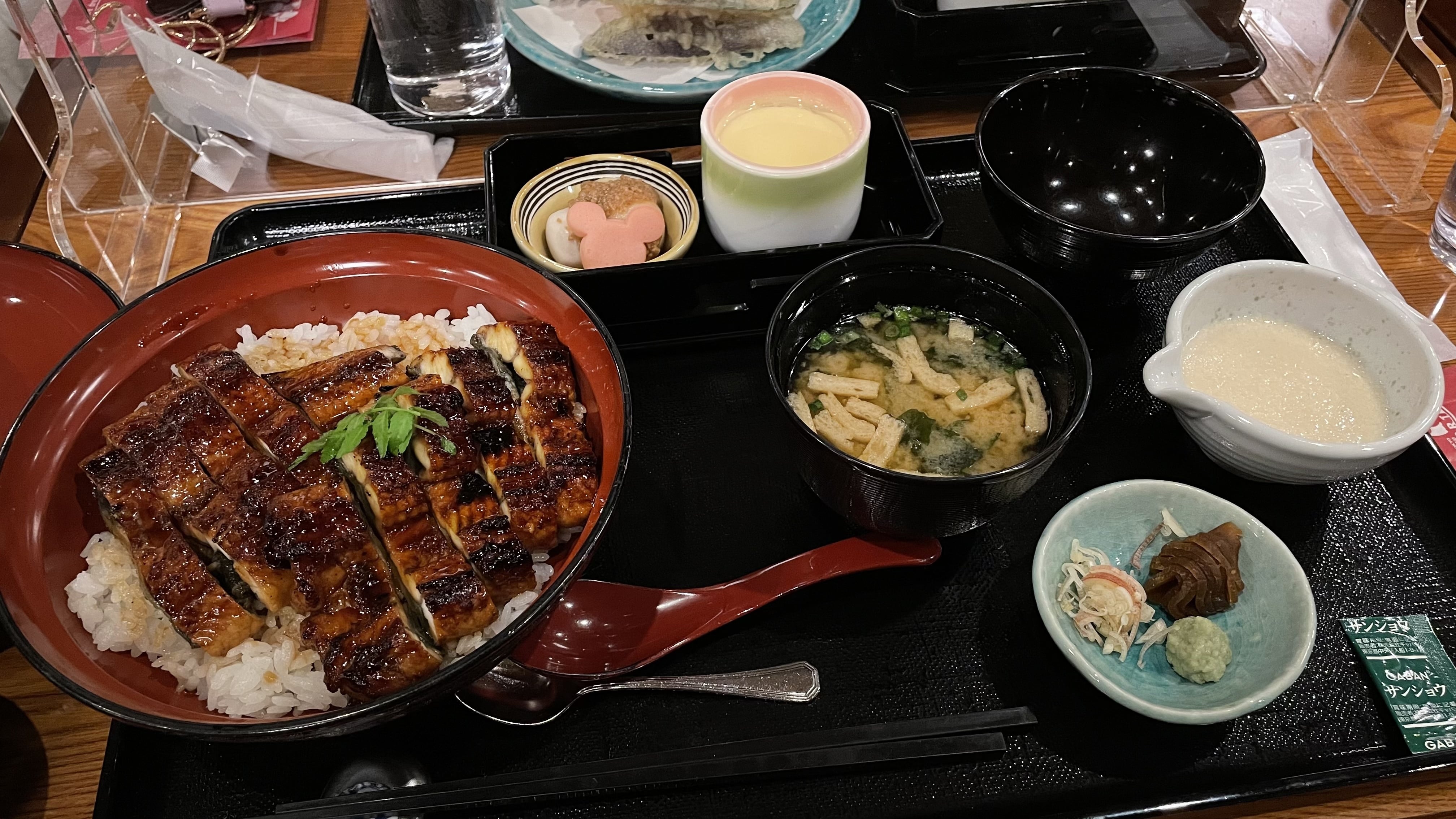 北斎　ディズニー　ご飯　グルメ　ランド