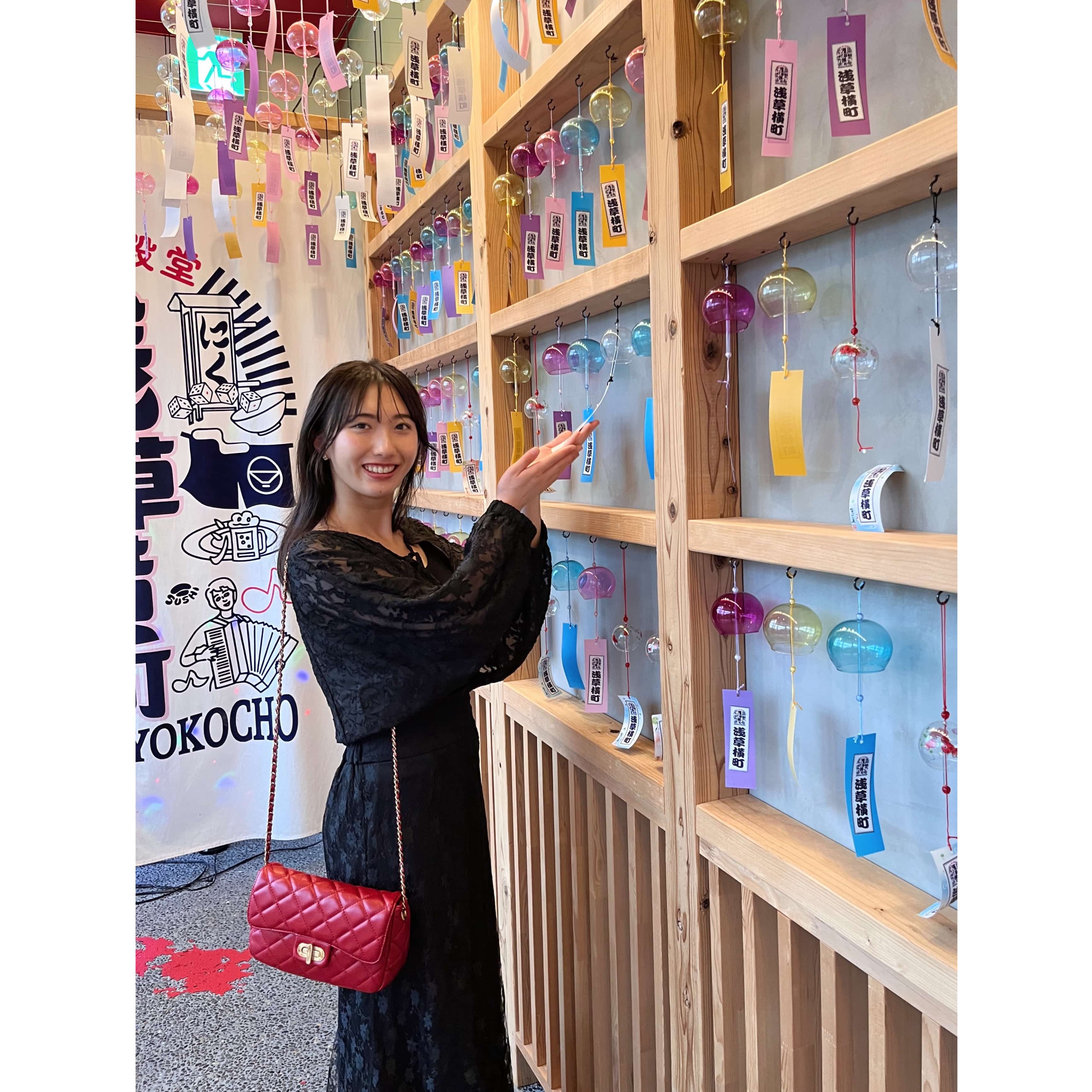 ワンピース　横　写真