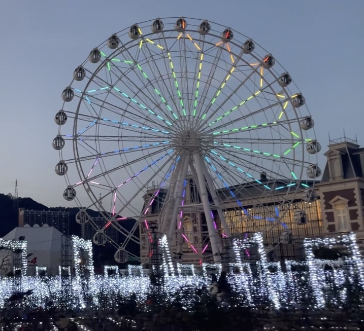 ハウステンボス アートガーデン 白い観覧車 外観