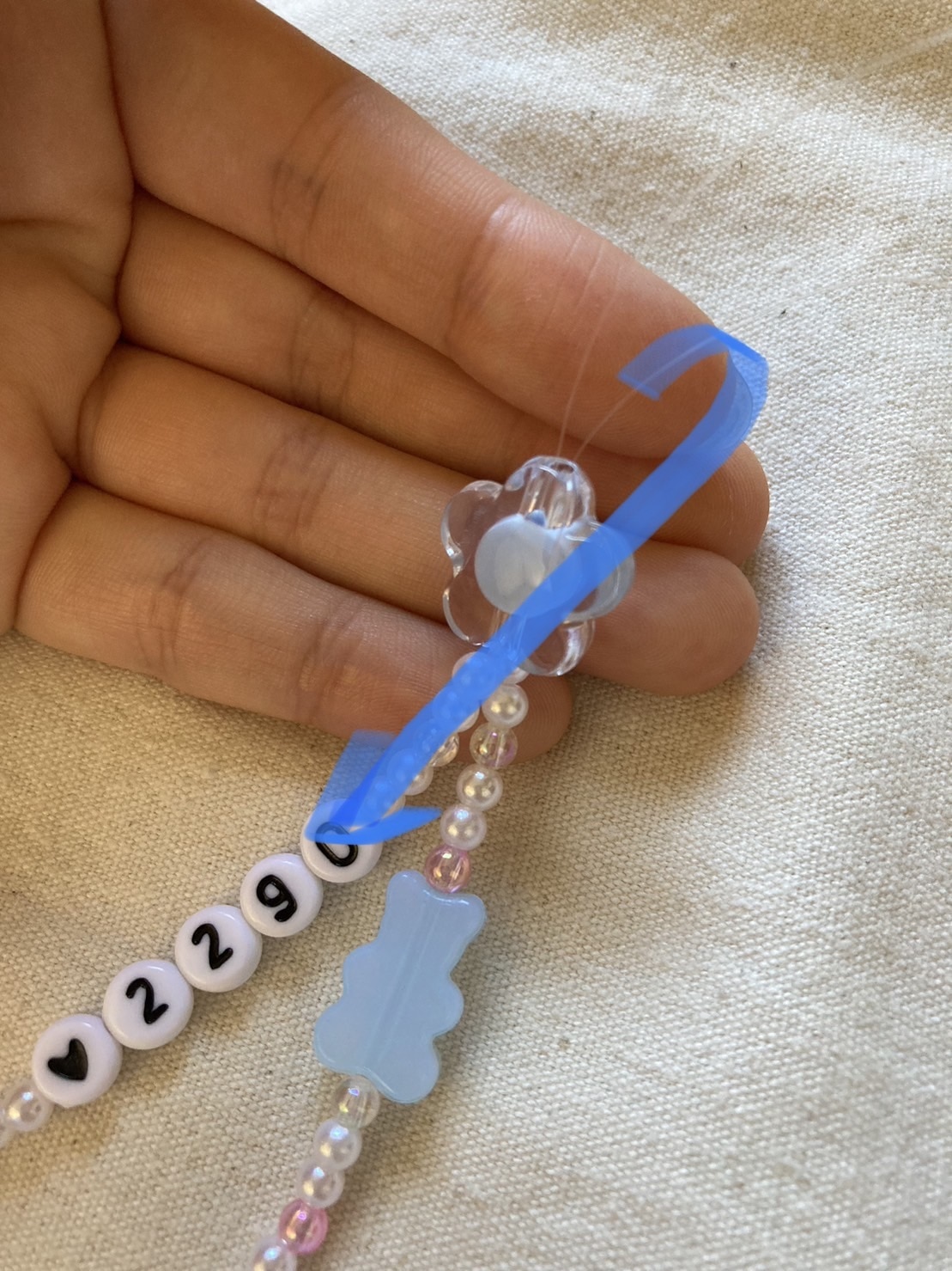 ビーズストラップ