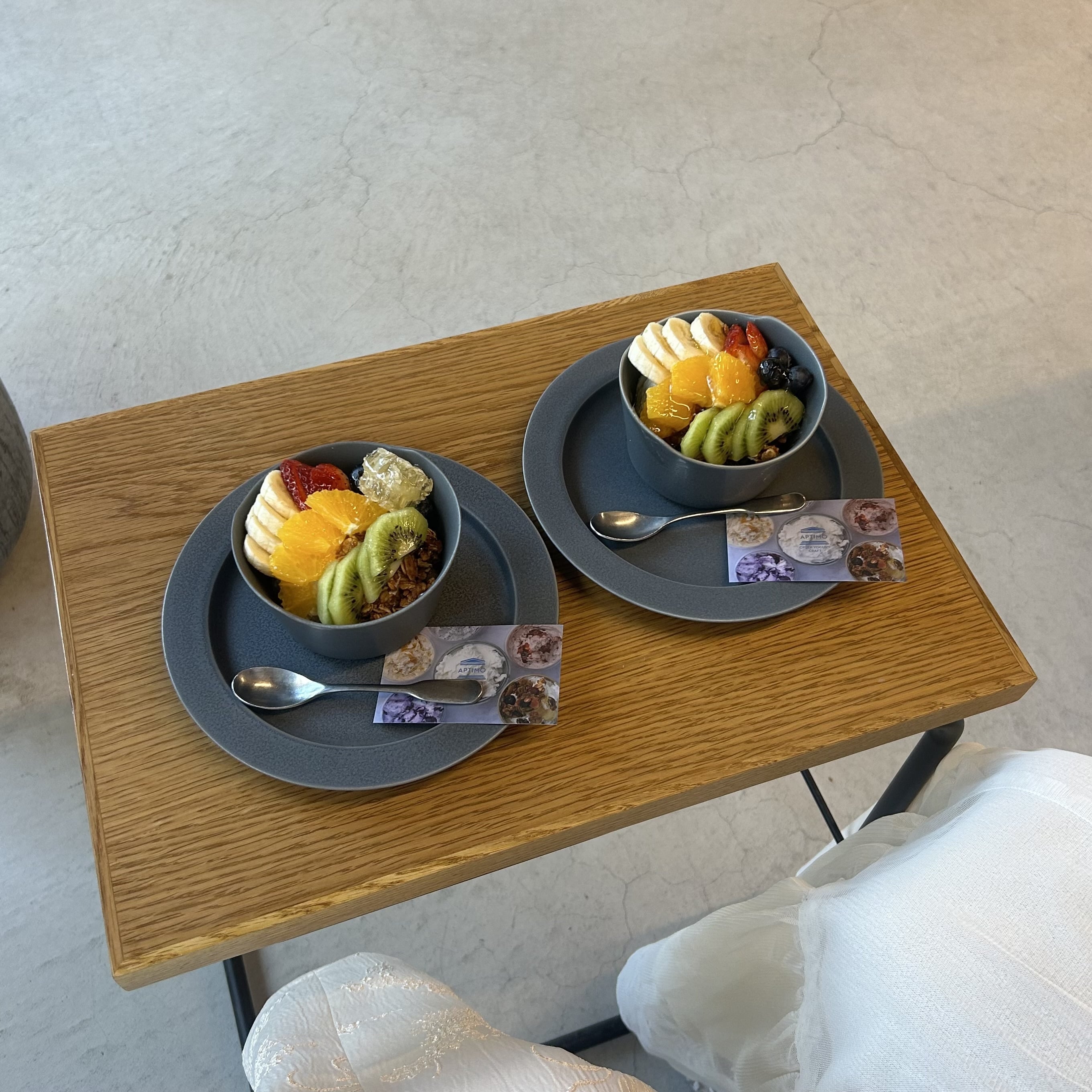 ギリシャヨーグルト aptimo 店内写真