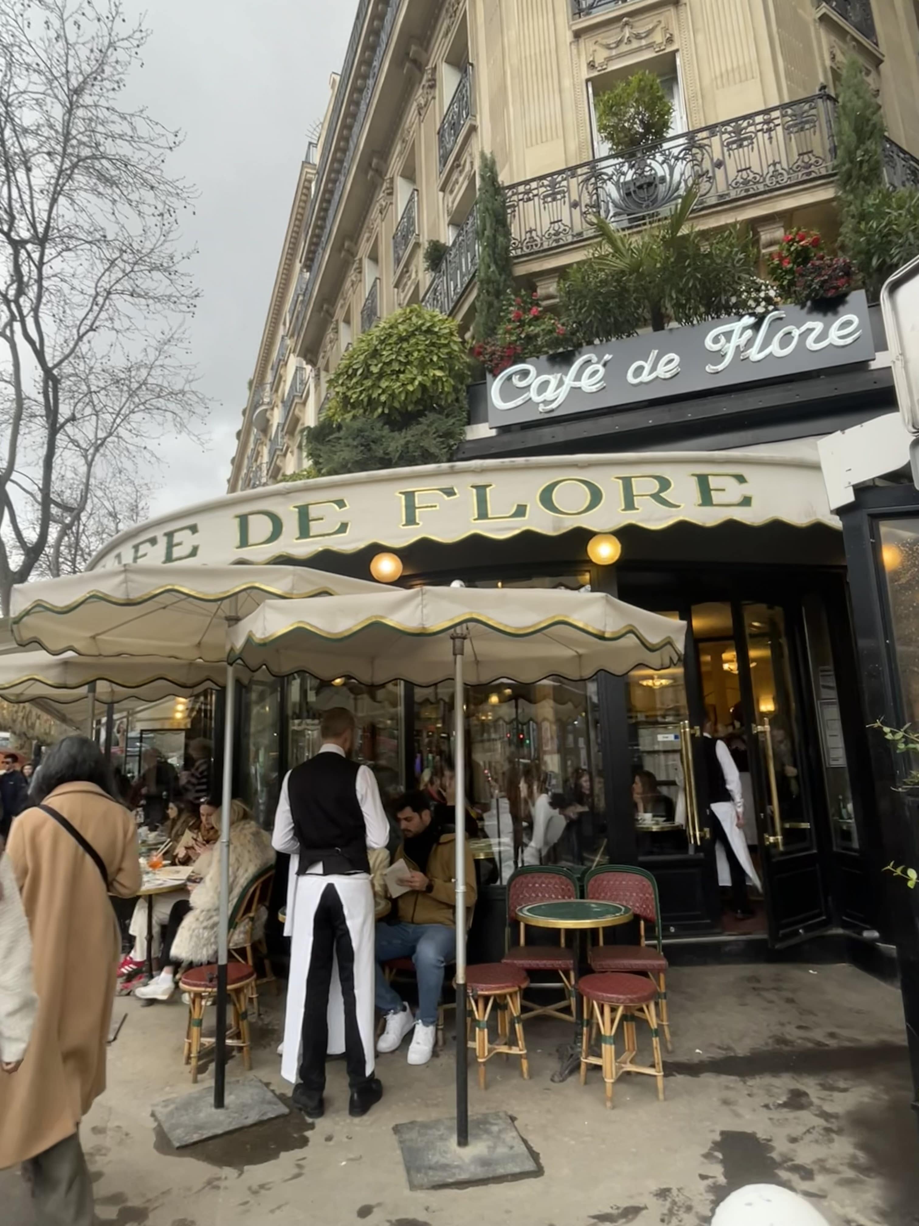 フランス カフェ・ド・フロール 外観