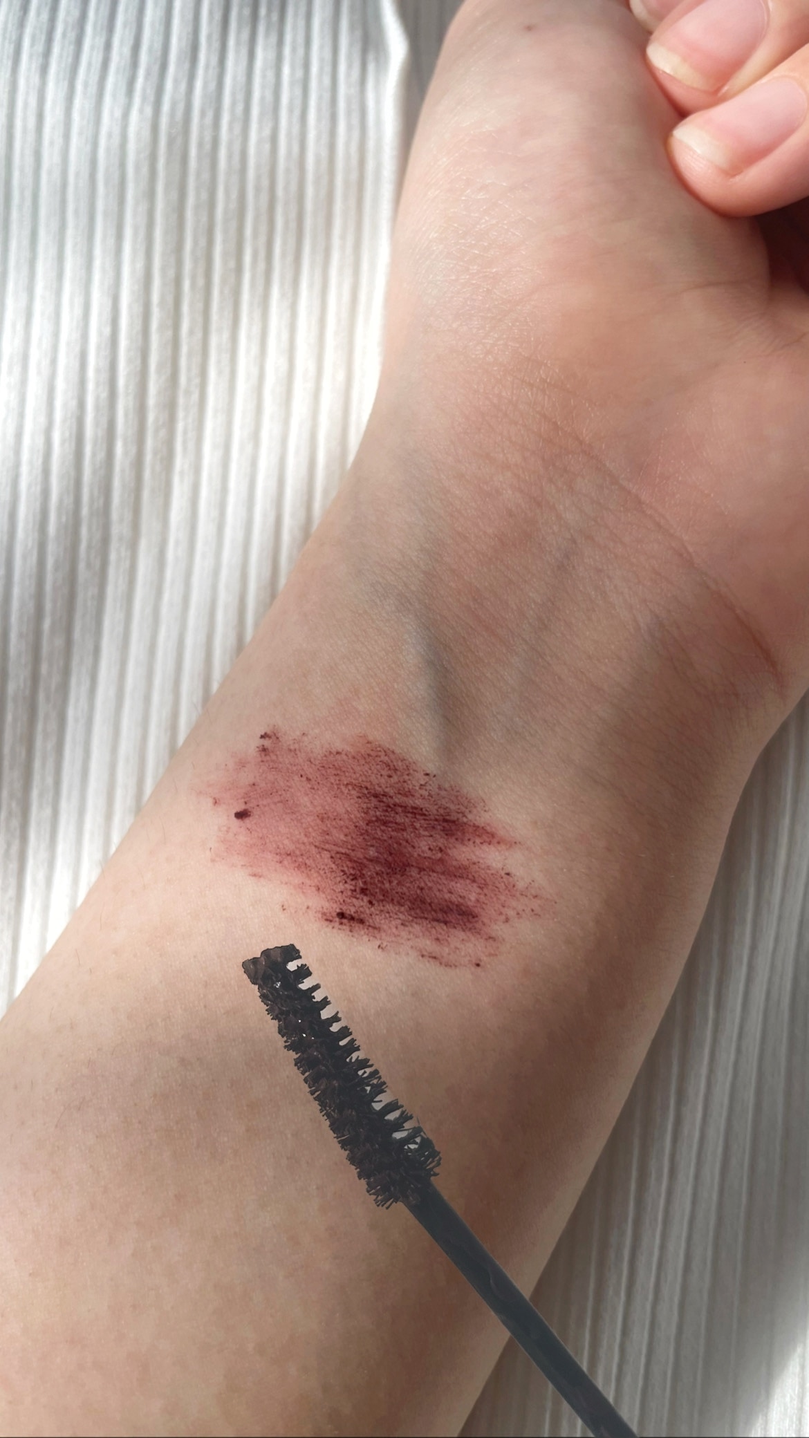 極細アイブロウマスカラ　C2 モーブブラウン　