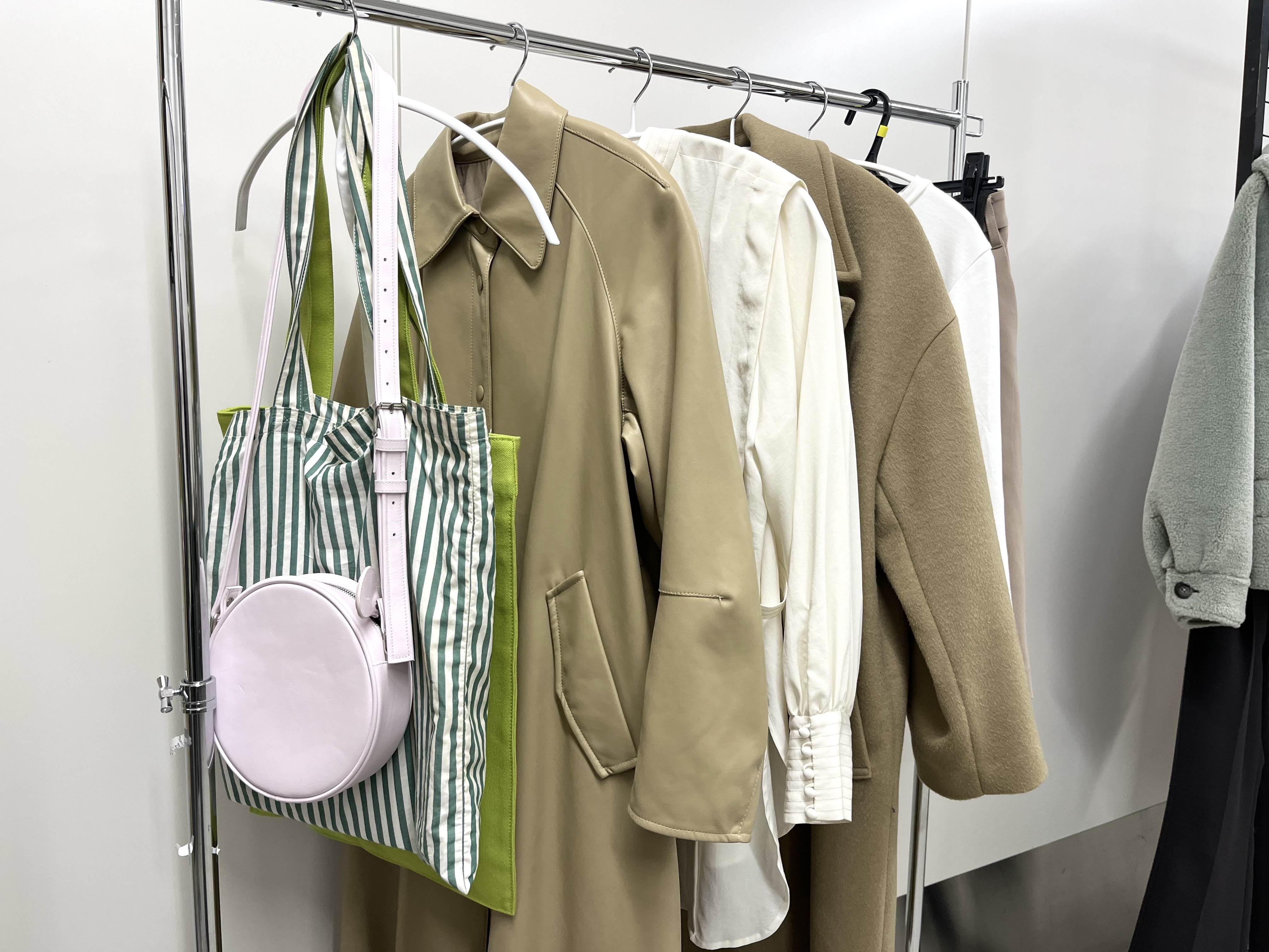 加藤千尋　スタイリスト　コーデ