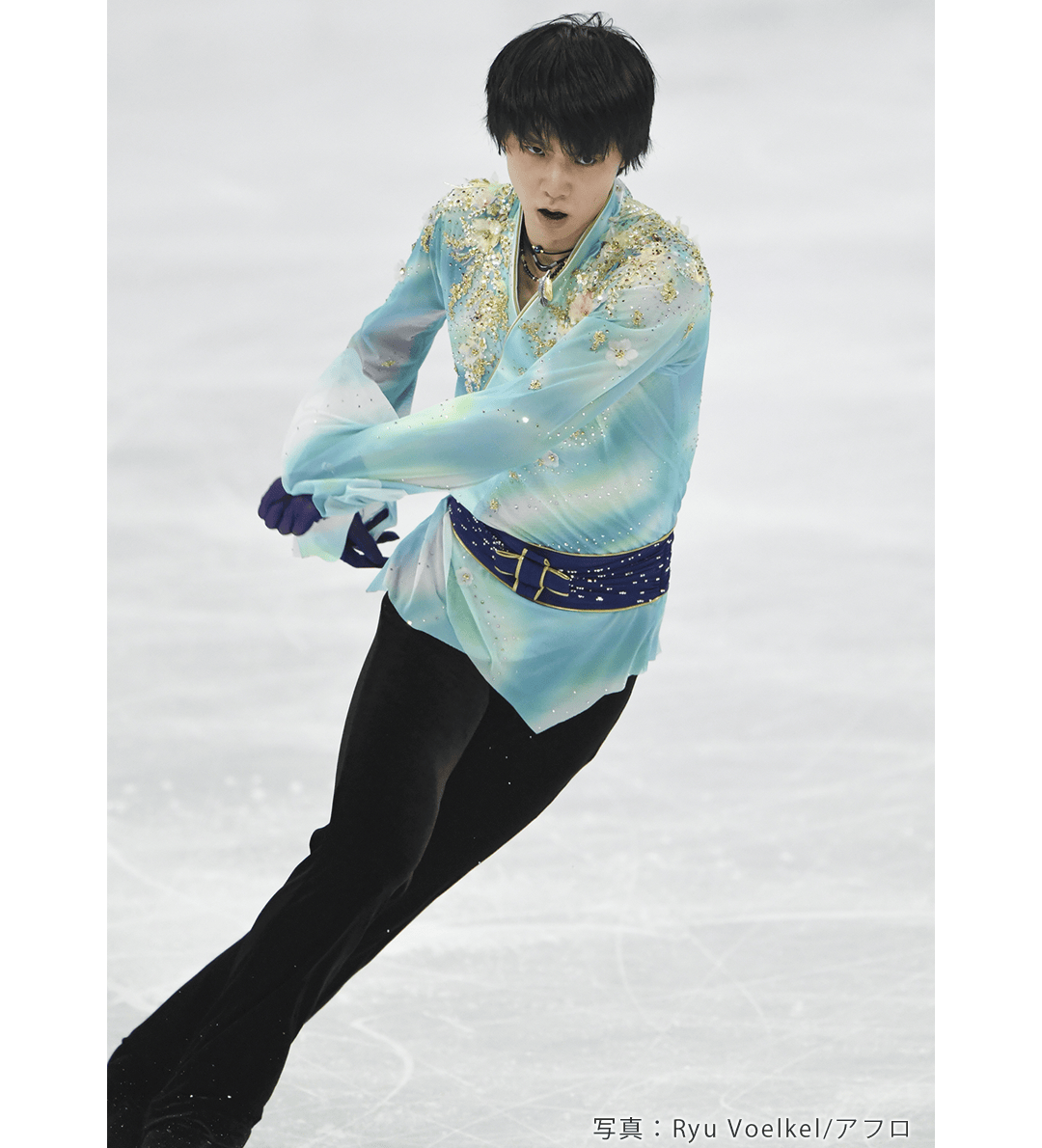 全日本選手権2020でフリープログラム「天と地と」を披露する羽生結弦選手