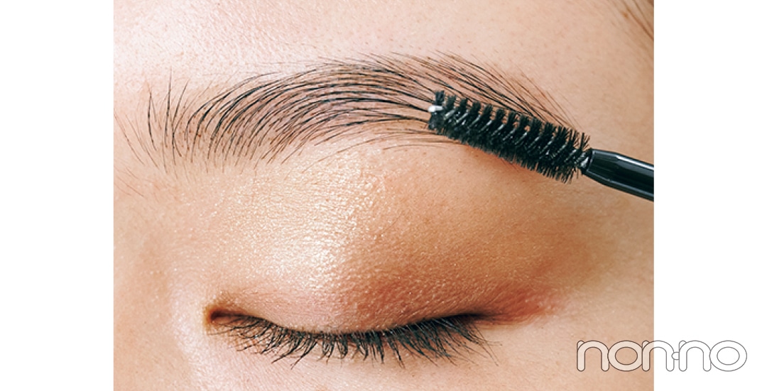 岡本夏美のニュアンス盛れる眉のつくりかたプロセスカット1-6