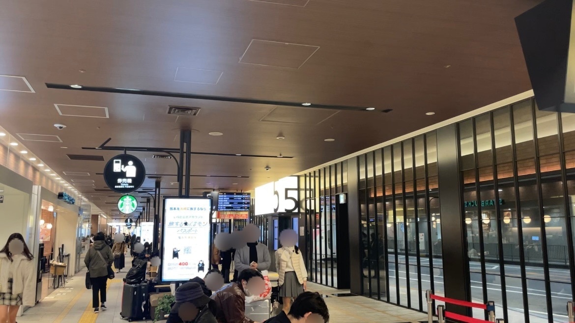 西鉄天神高速バスターミナル 待合室