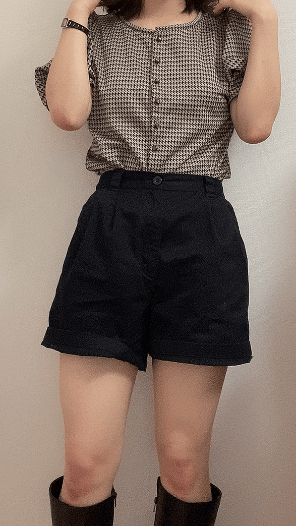 ボリュームスリーブT、ショートパンツ