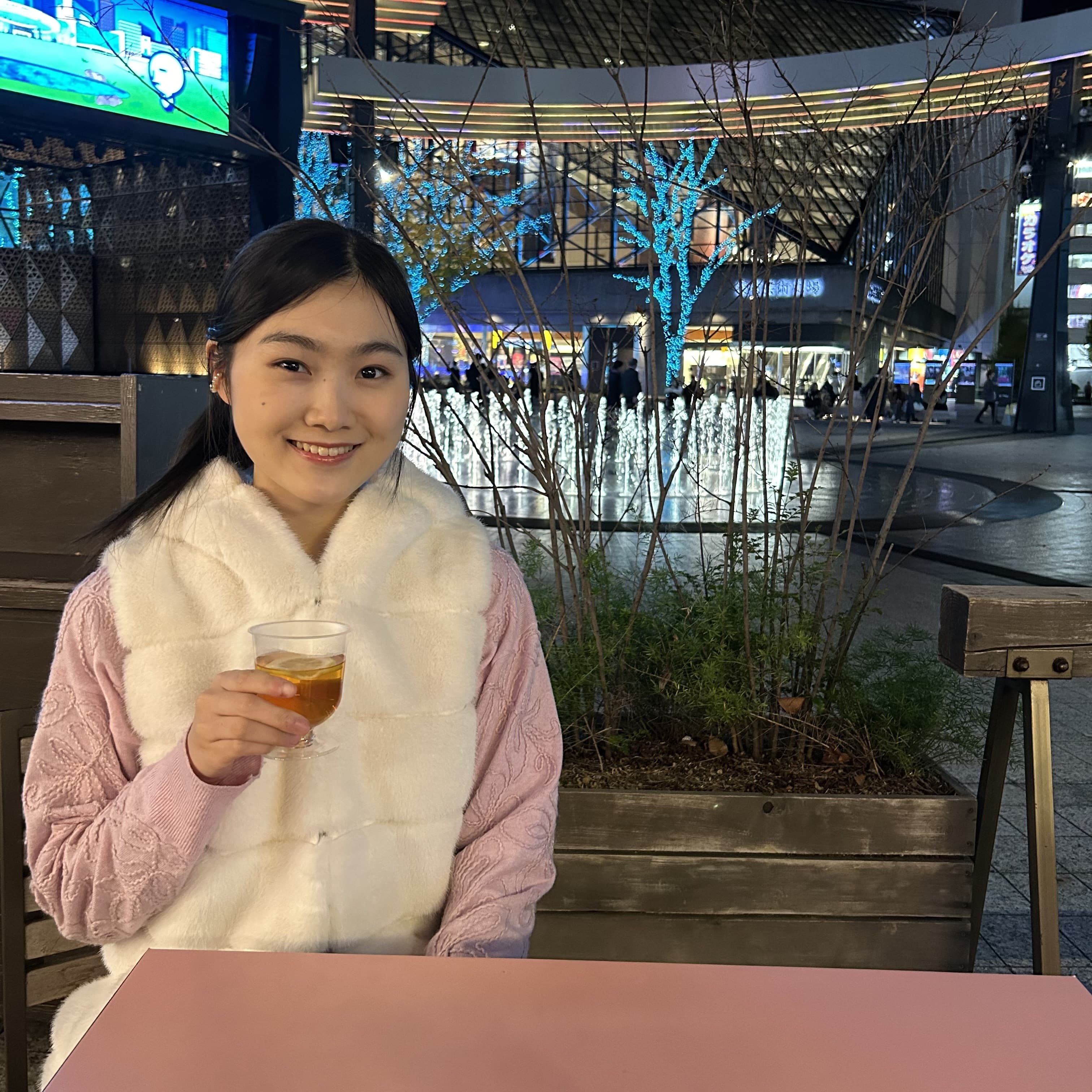 マイケルコース、大学生コーデ、ボリュームジレ